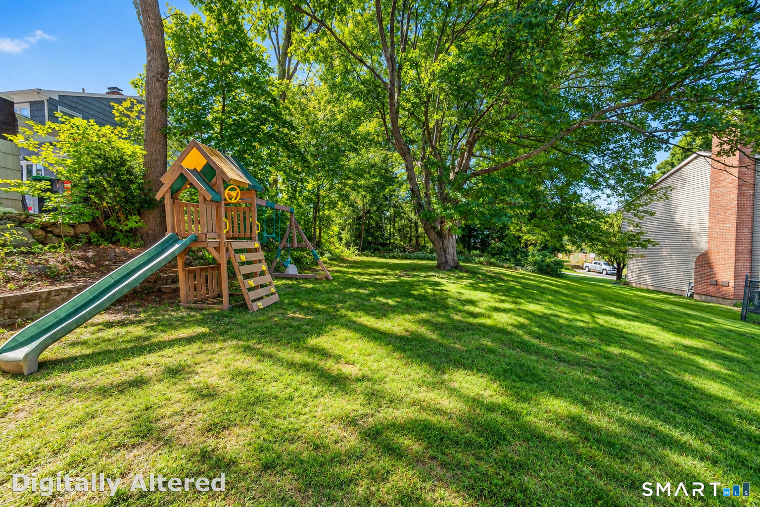136 Bamford Avenue photo 19