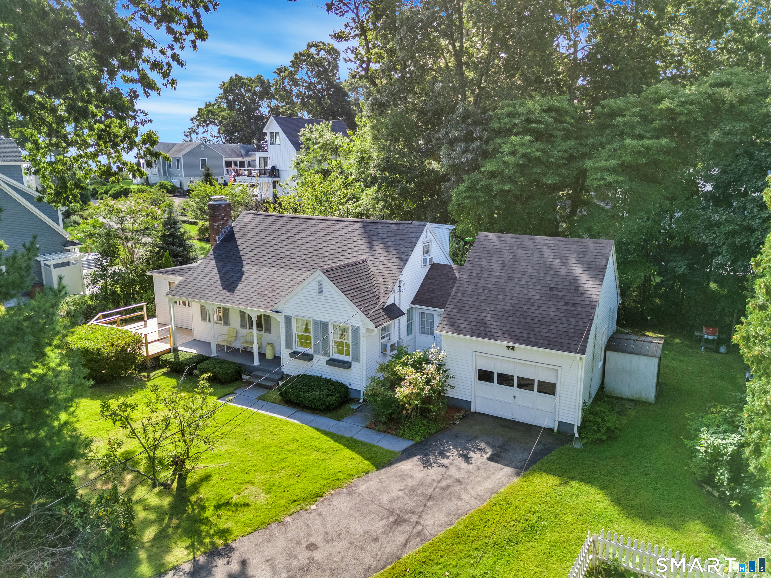 7 Barrett Drive photo 3