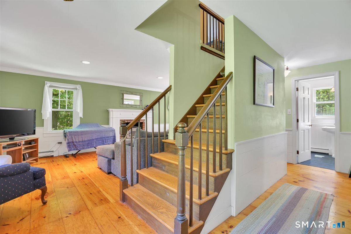 55 Burr Road photo 22