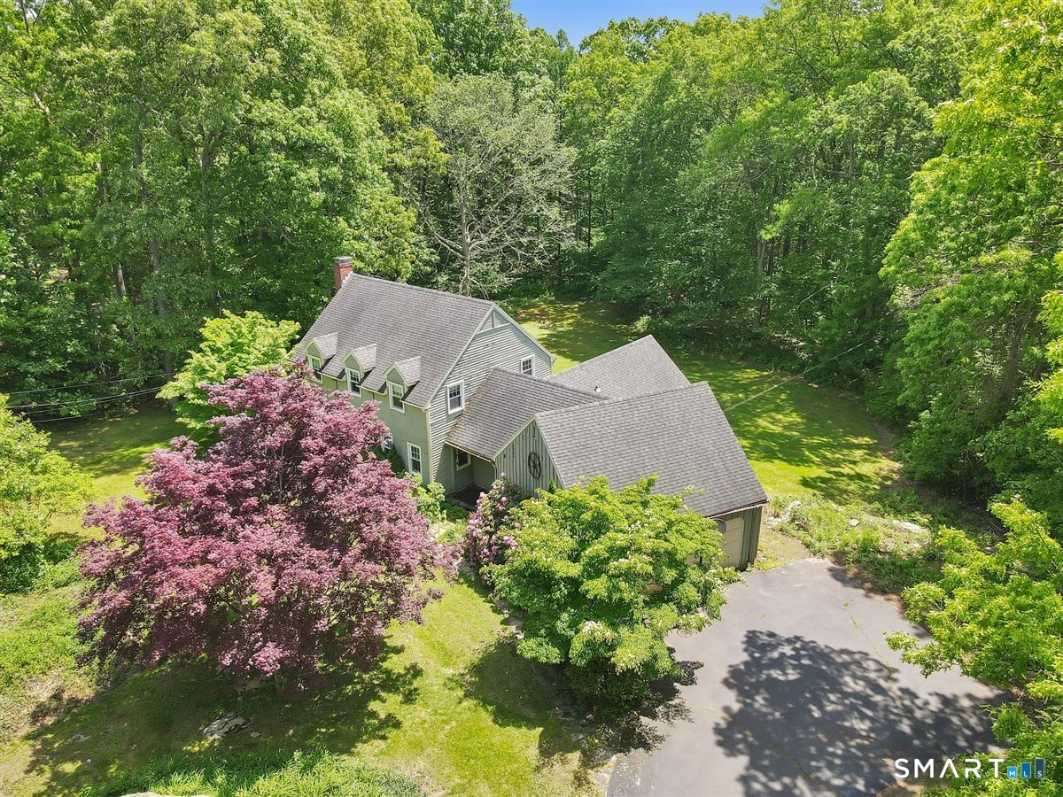 55 Burr Road