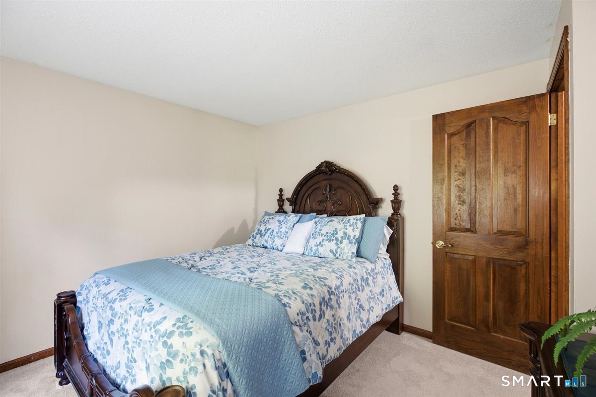 6 Cherrywood Drive photo 18