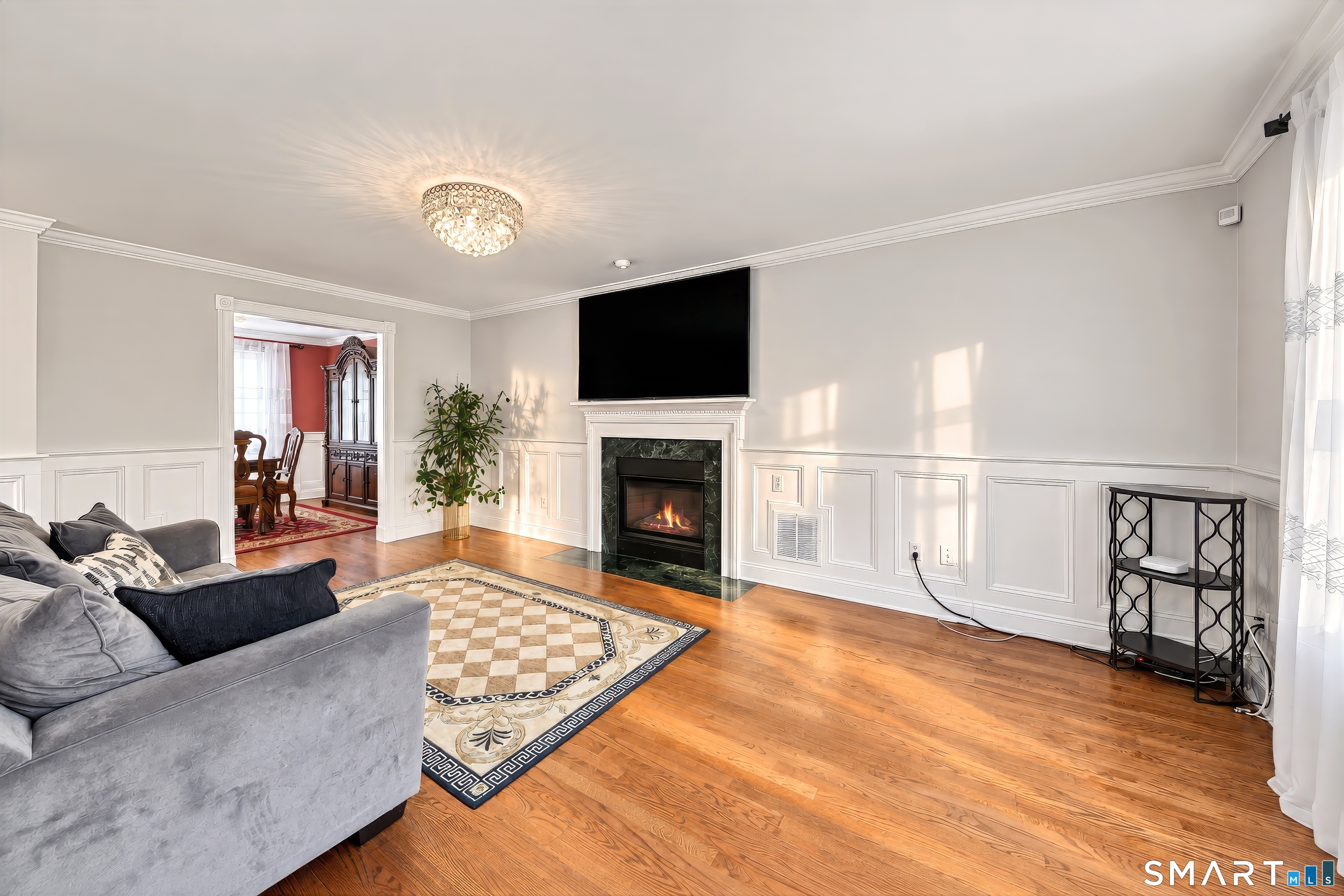 54 Saint Charles Avenue photo 11