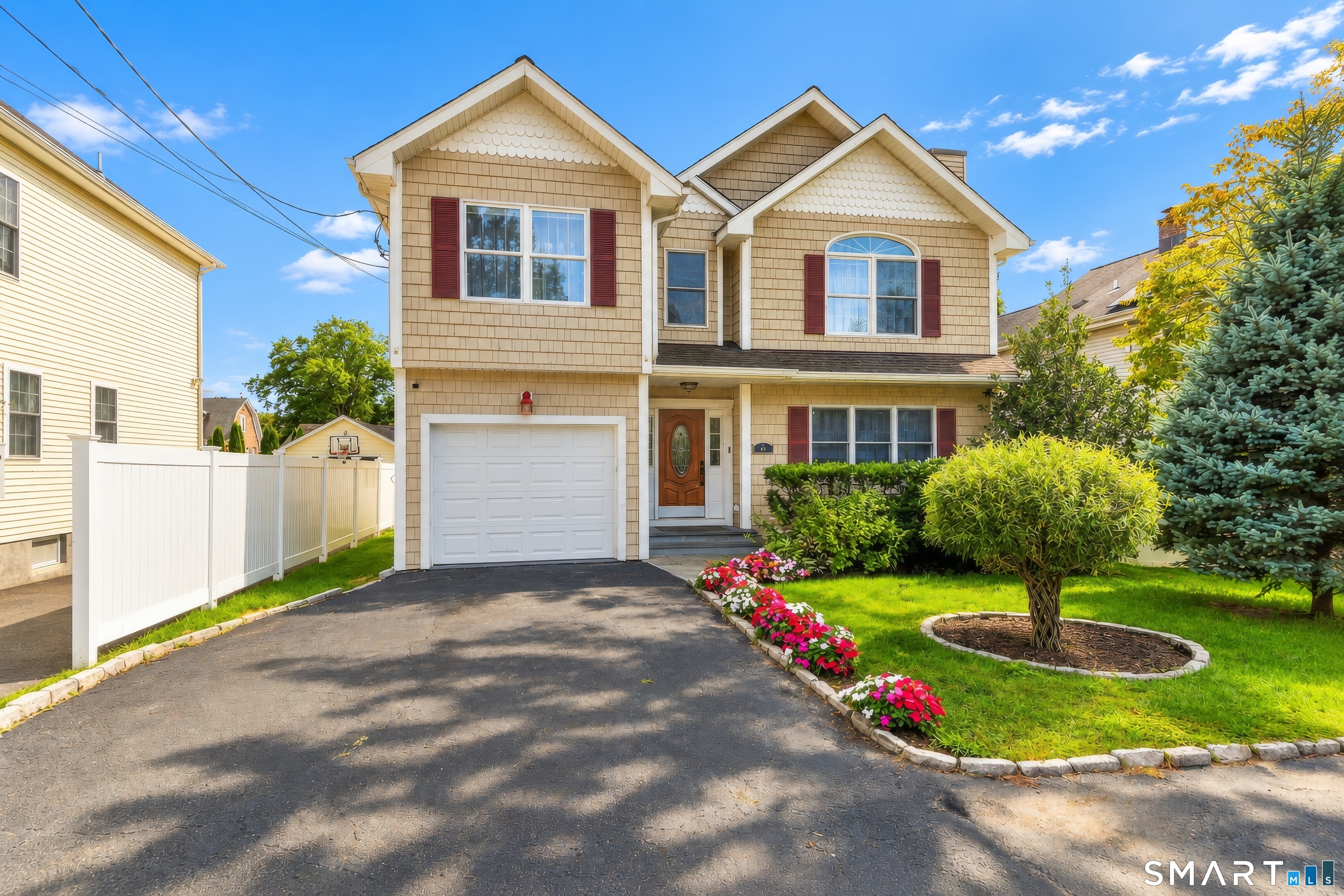 54 Saint Charles Avenue