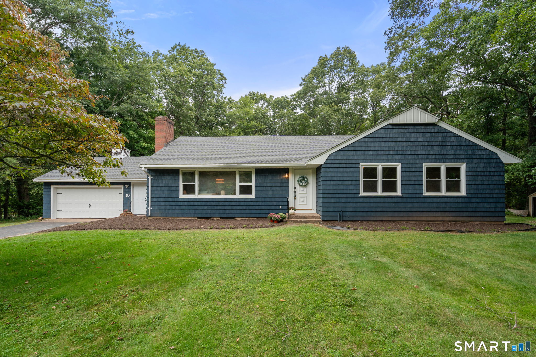 Photo 1 of Single family home for sale at 10 Staeth Rd, East Hampton, CT 06424 | MLS# 24207807 | Listing updated on 2026-09-18