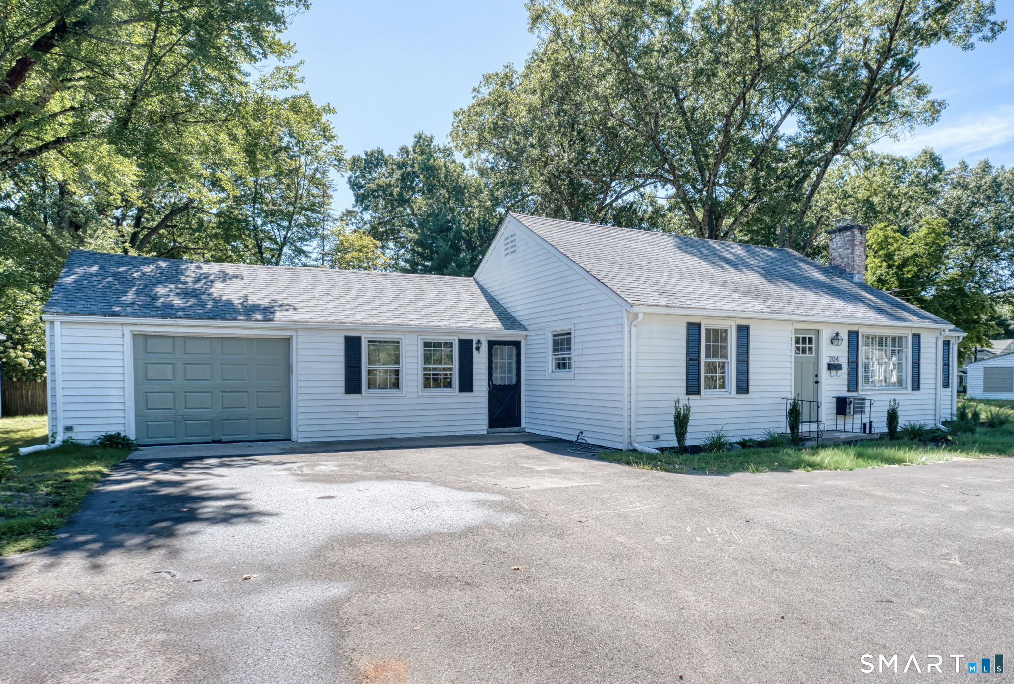 Photo 3 of Single family home for sale at 204 Hazard Ave, Enfield, CT 06082 | MLS# 24208266 | Listing updated on 2026-09-19