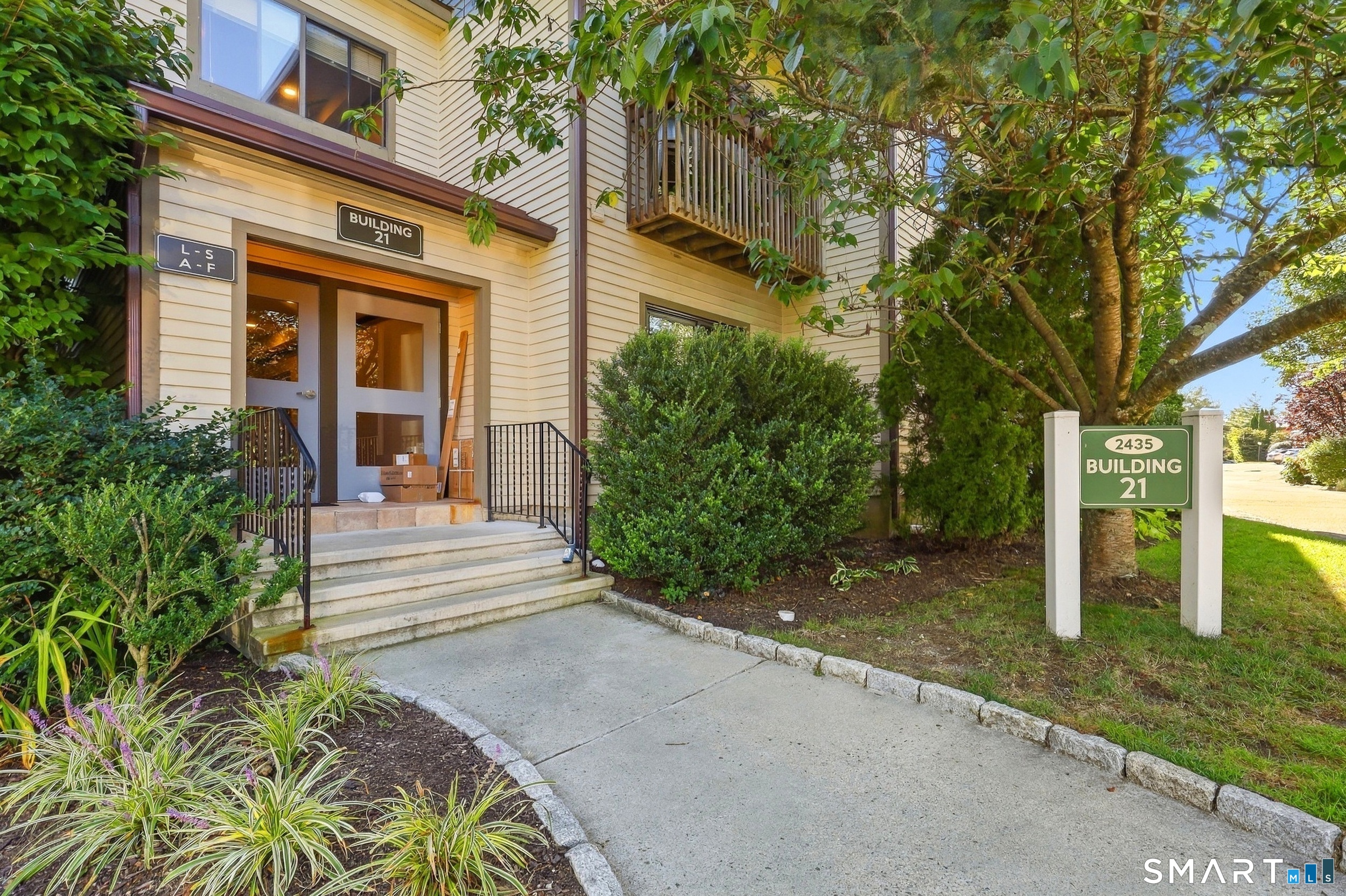 2435 Bedford Street Unit #21C