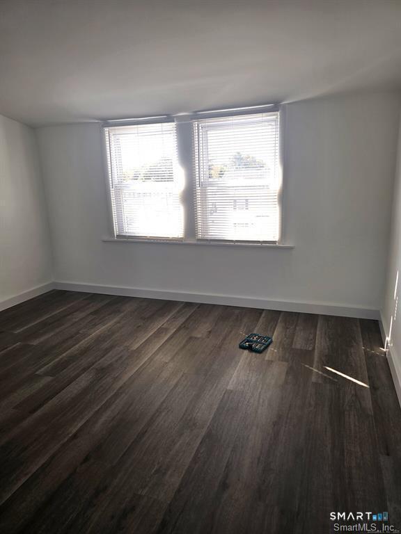 77 Cherry Street photo 3