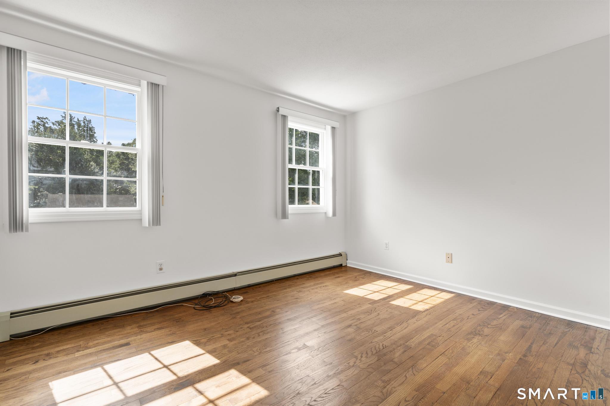 241 Argyle Road photo 30