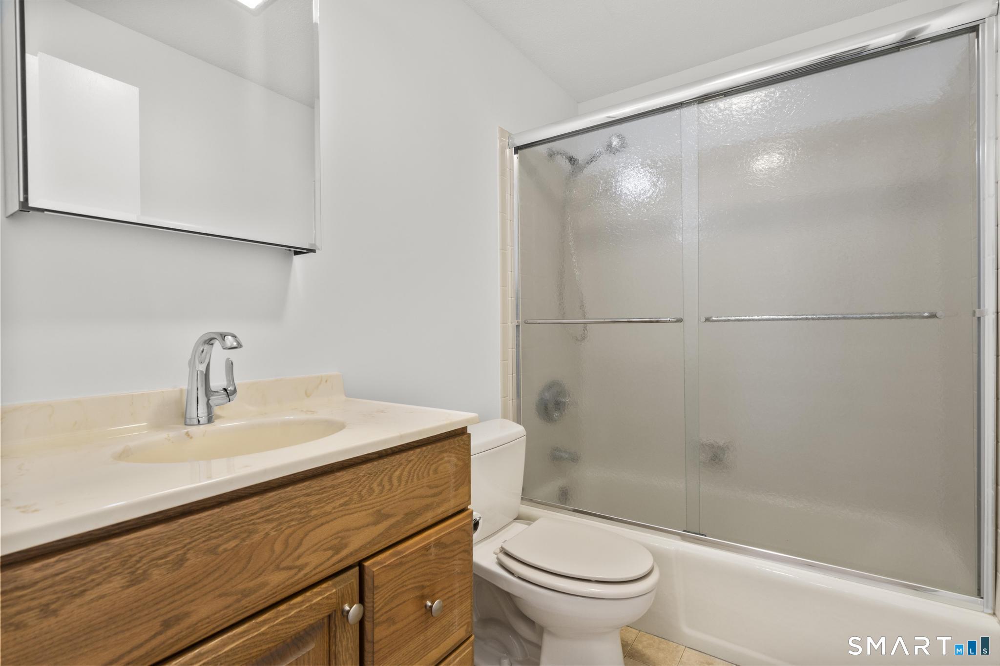 241 Argyle Road photo 34