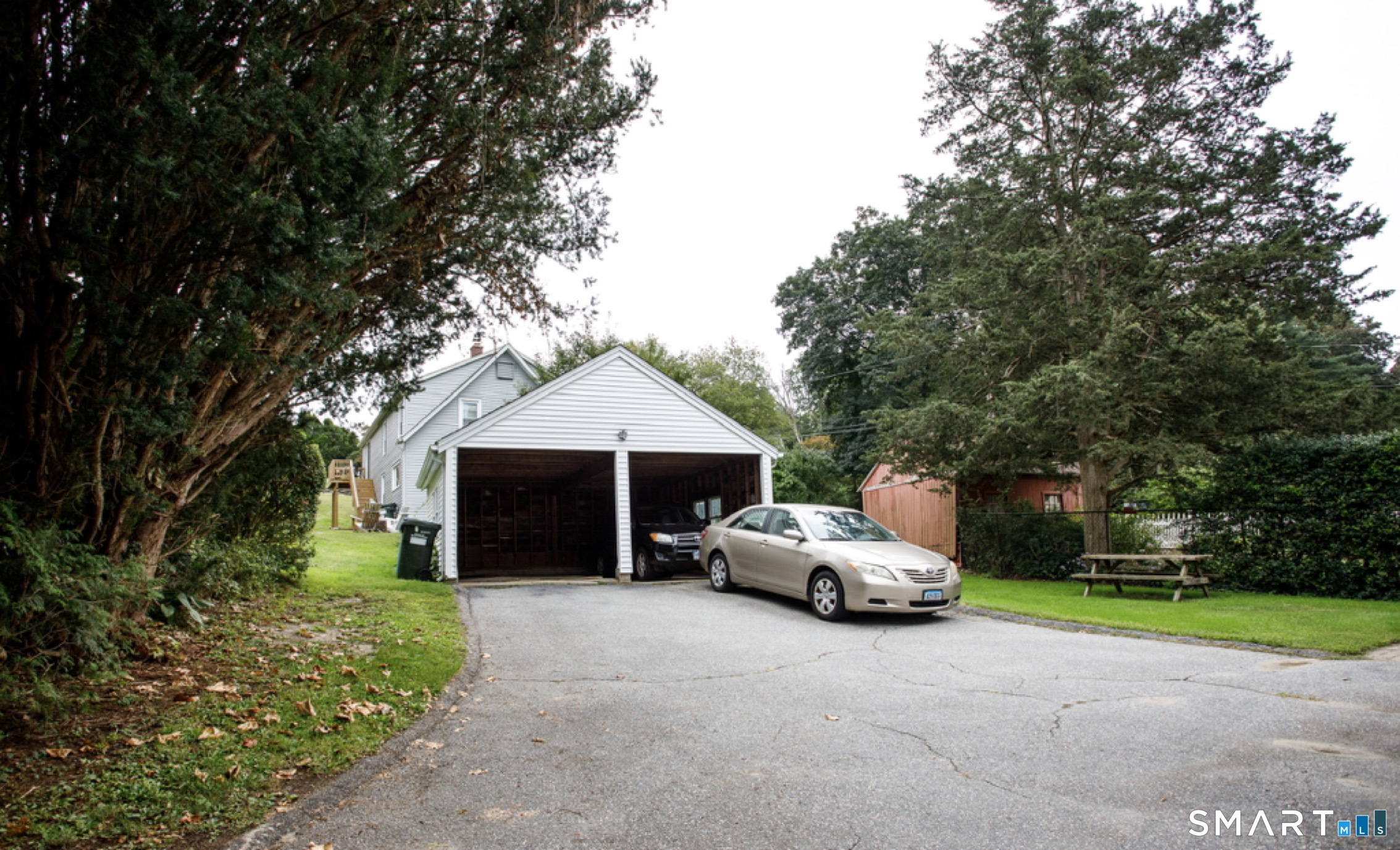11 Scotland Road photo 32