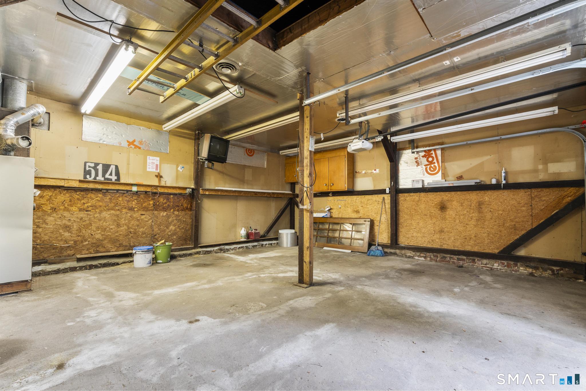 524 Broad Street photo 29