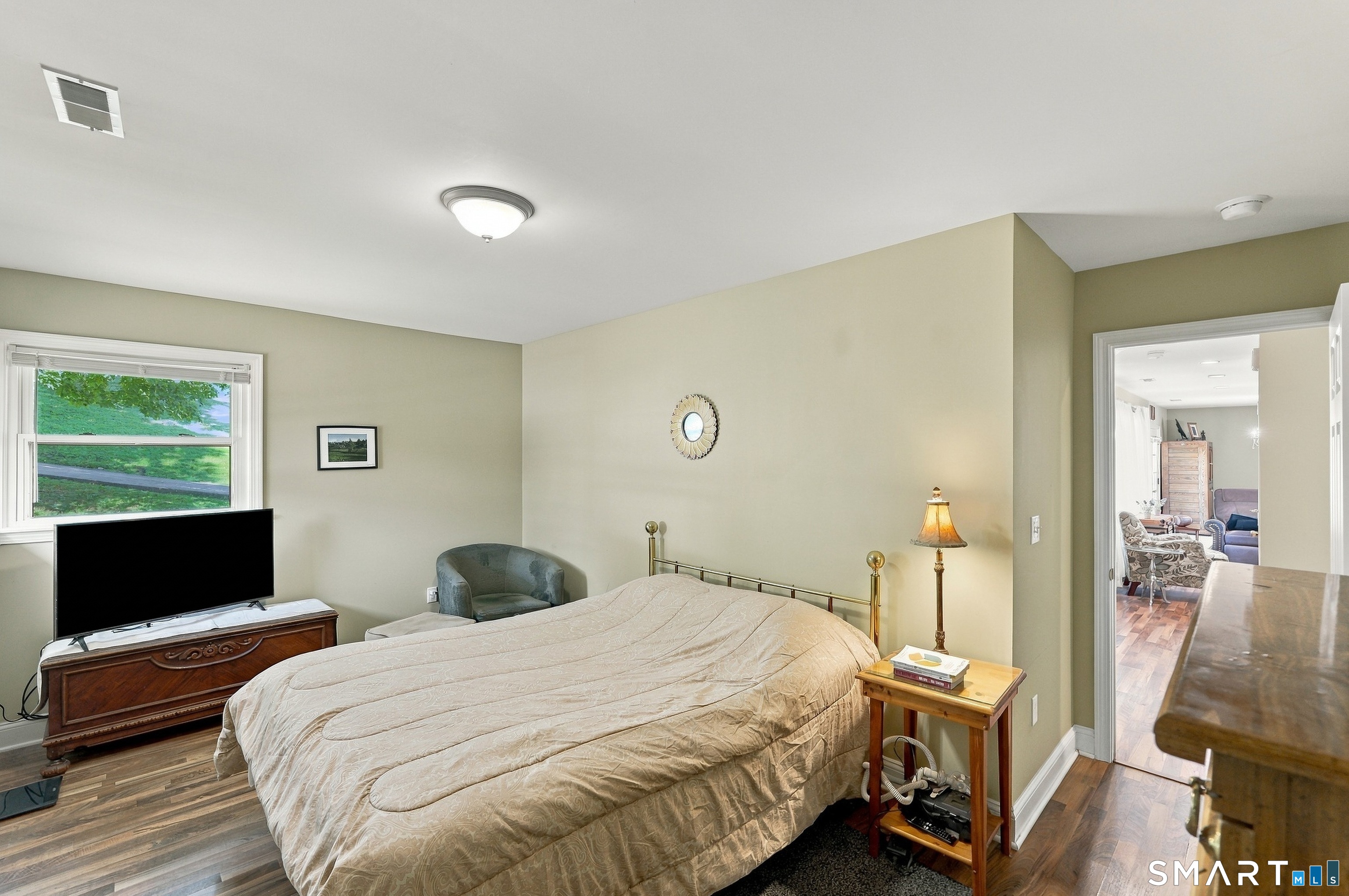 66 South Ridgeland Road photo 25