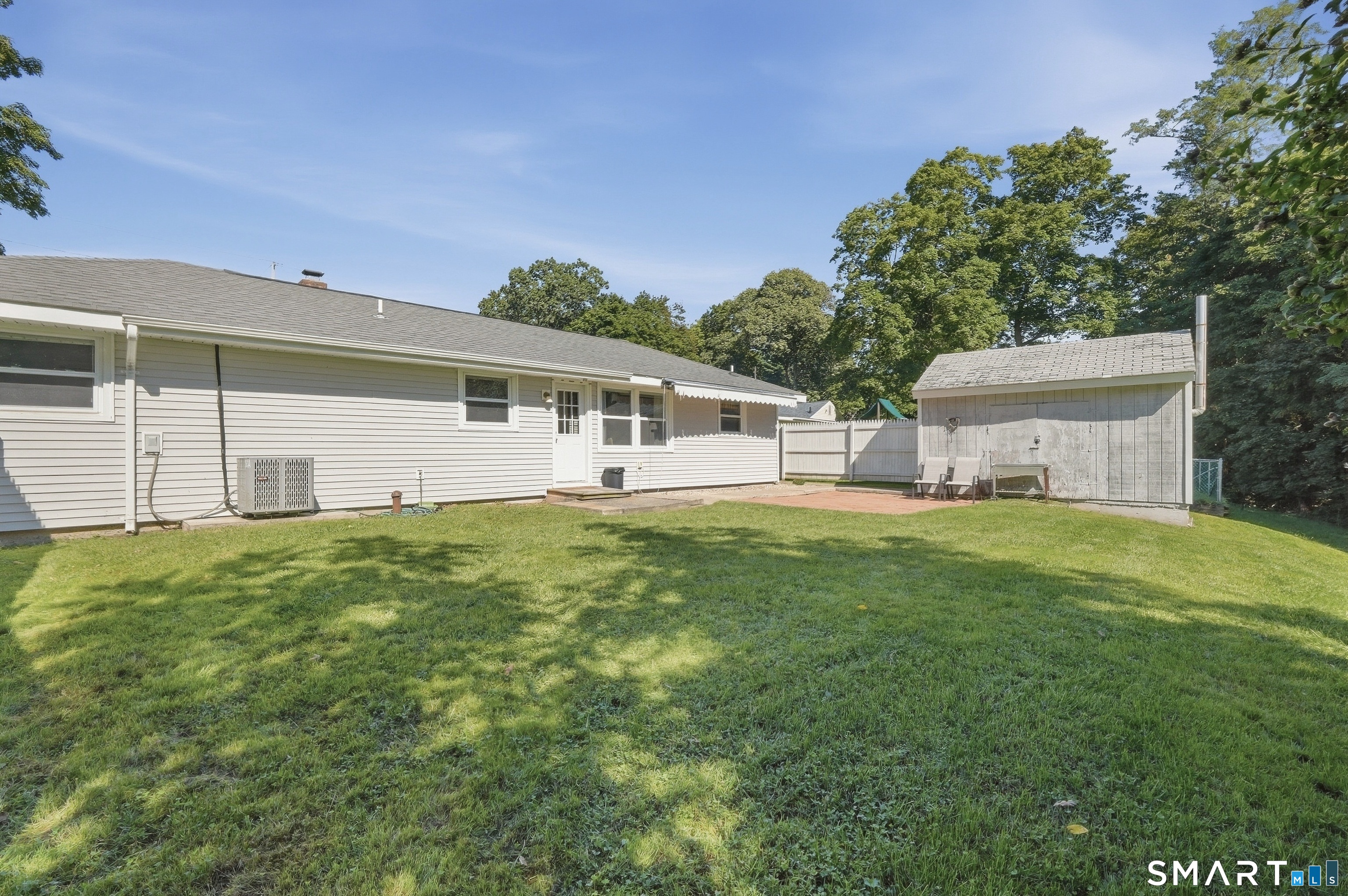 66 South Ridgeland Road photo 29