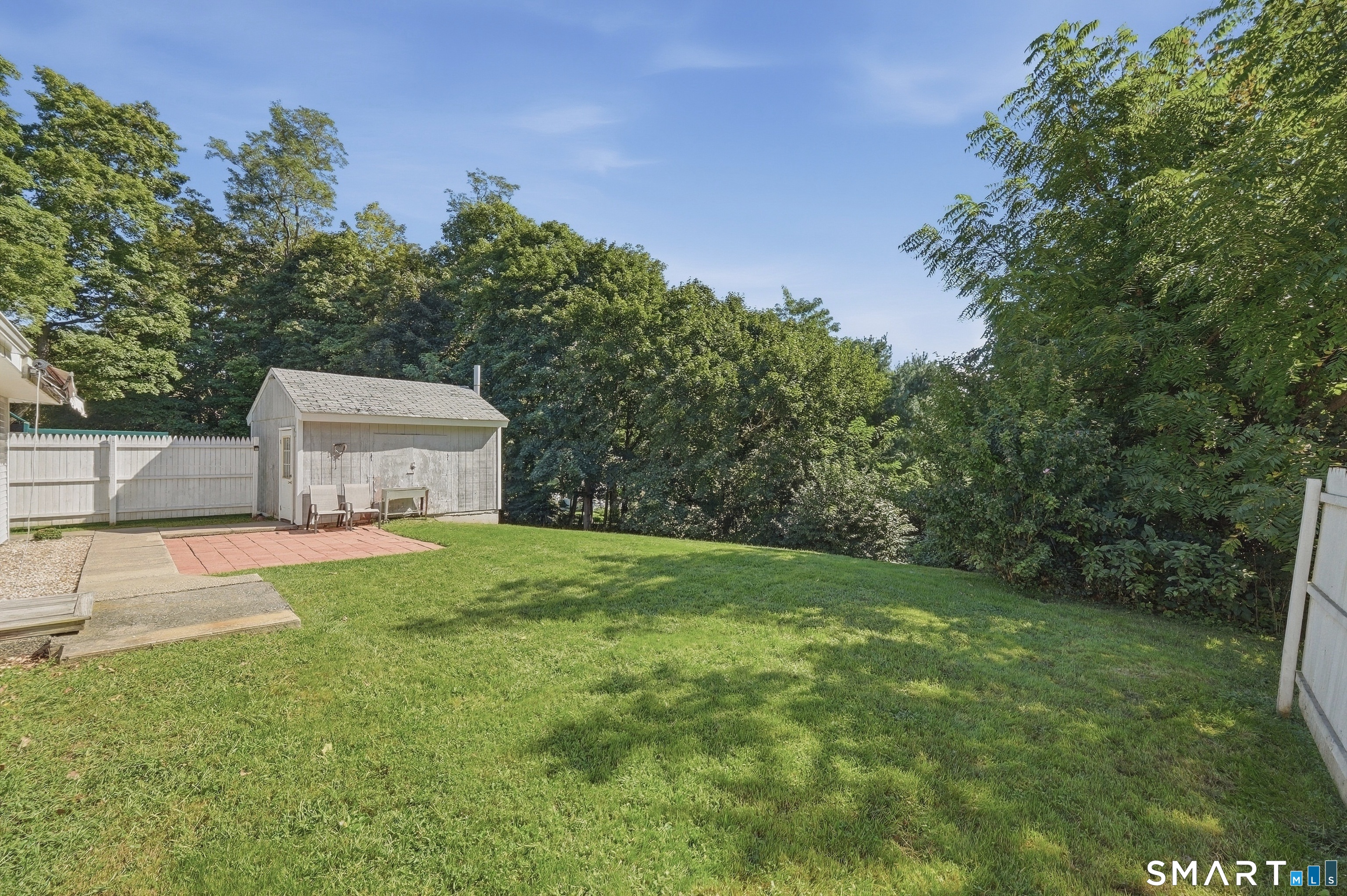 66 South Ridgeland Road photo 31