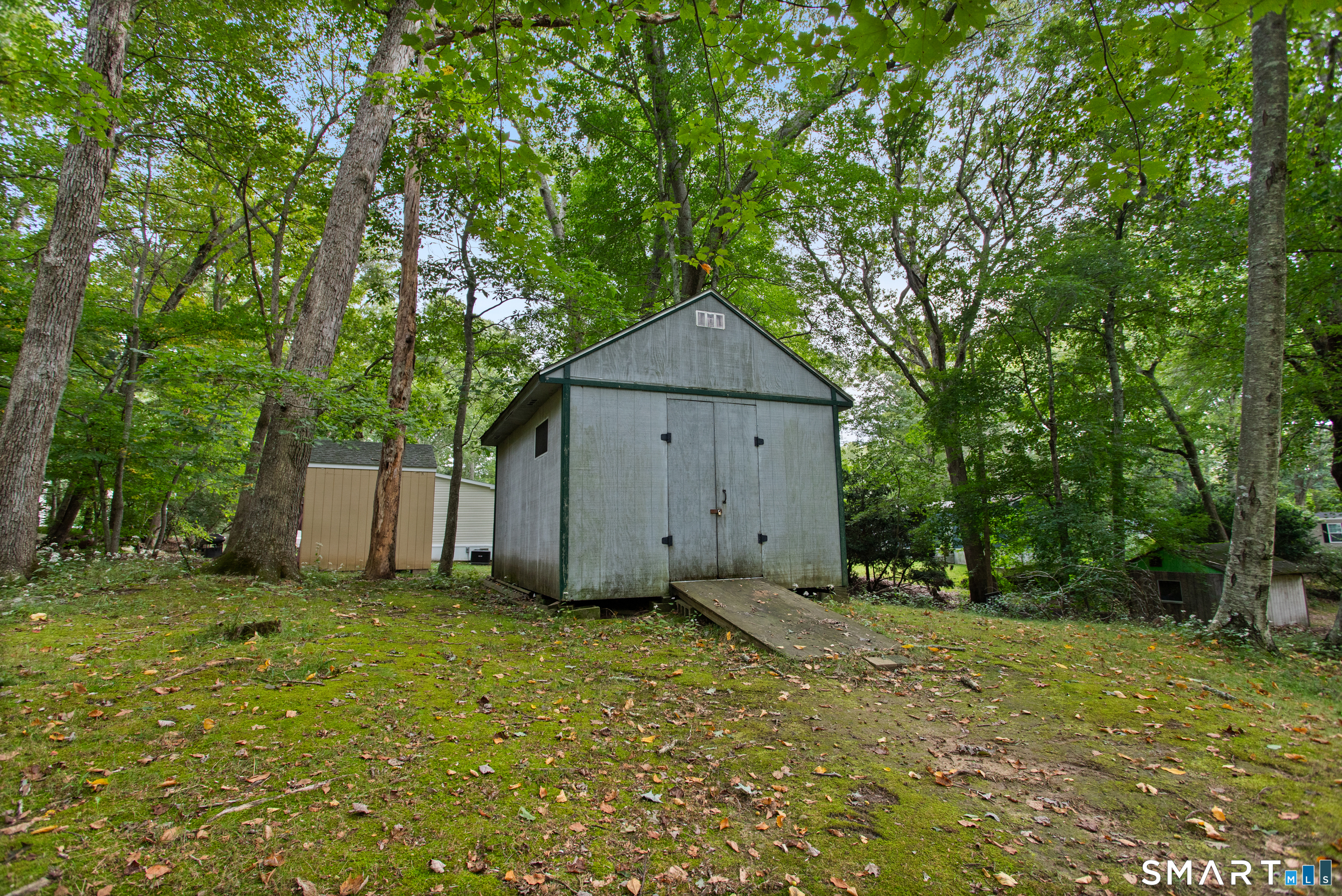 17 Evergreen Park photo 27