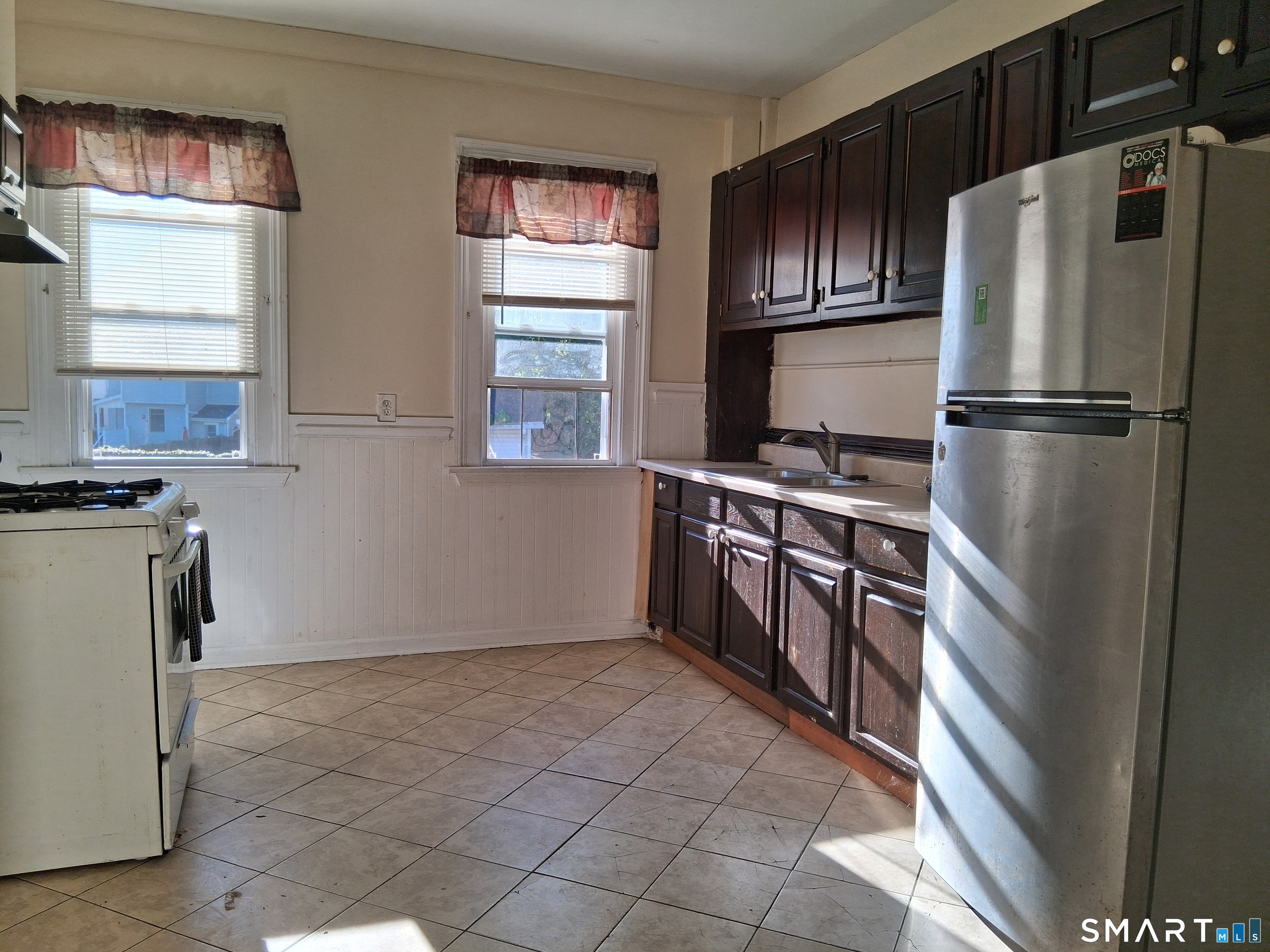 135 Sherwood Avenue Unit #3 photo 2