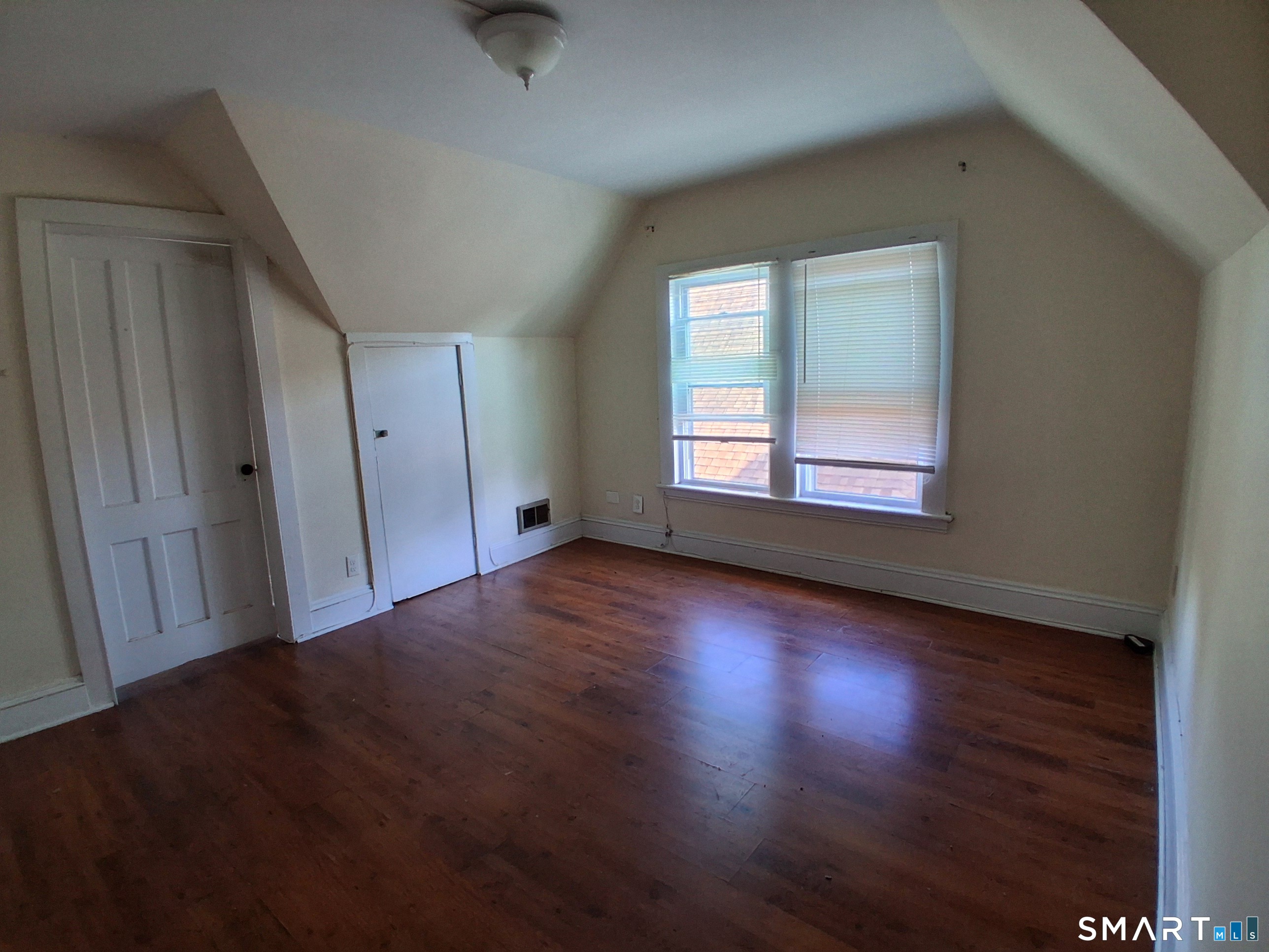 135 Sherwood Avenue Unit #3 photo 10