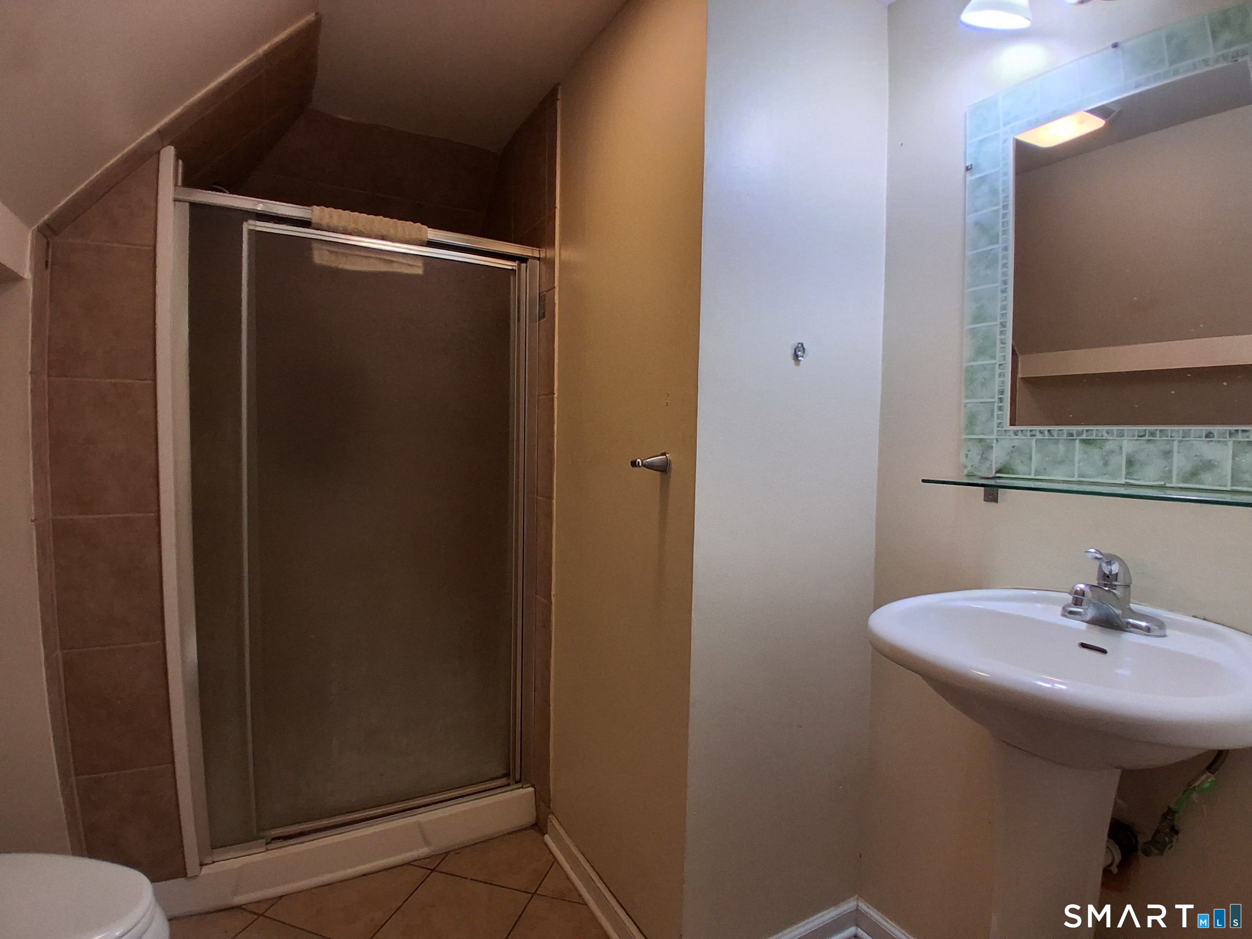 135 Sherwood Avenue Unit #3 photo 5