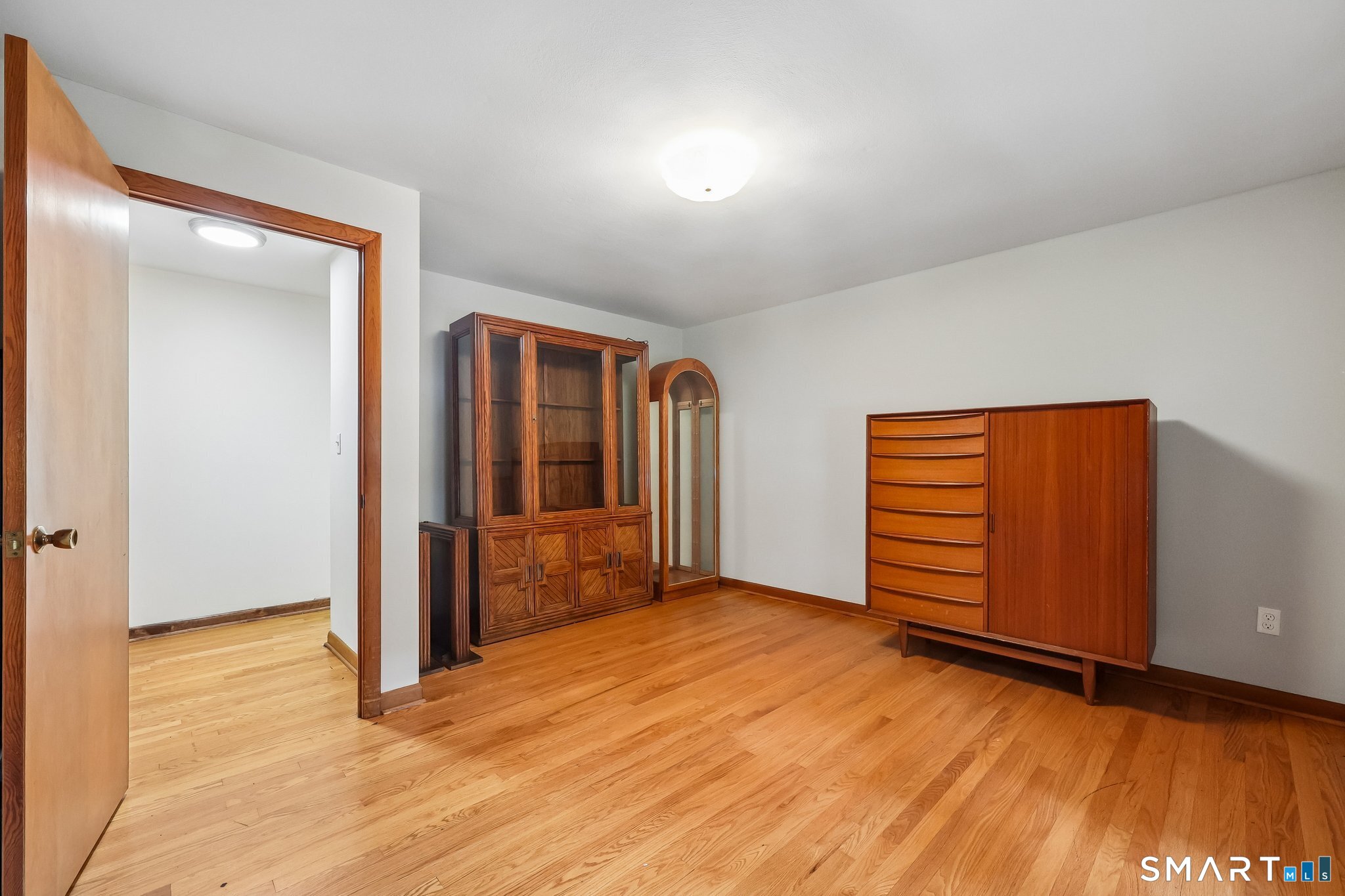 144 Tuttle Drive photo 19