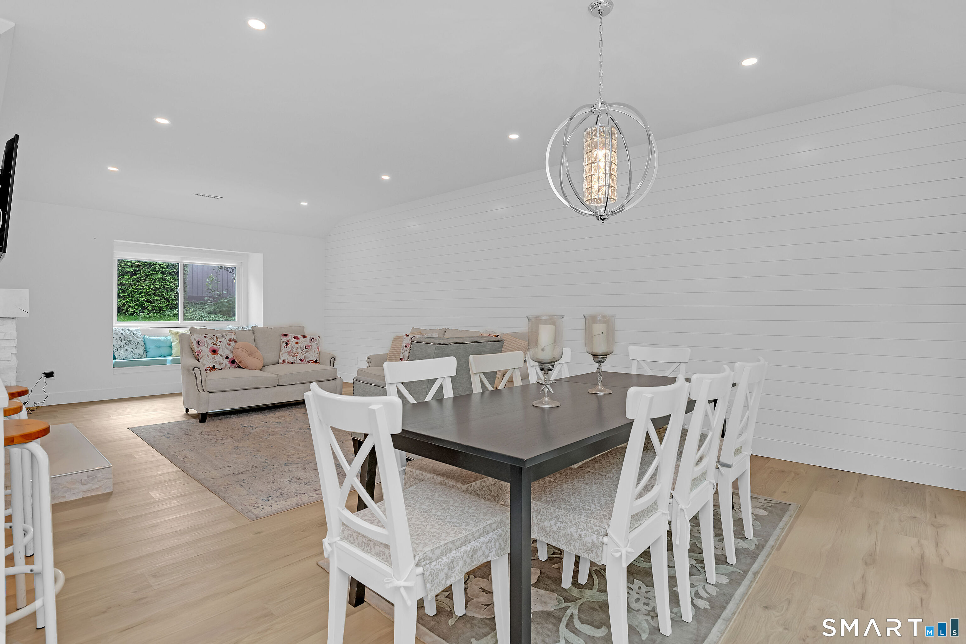 886 Heritage Village Unit #B photo 12