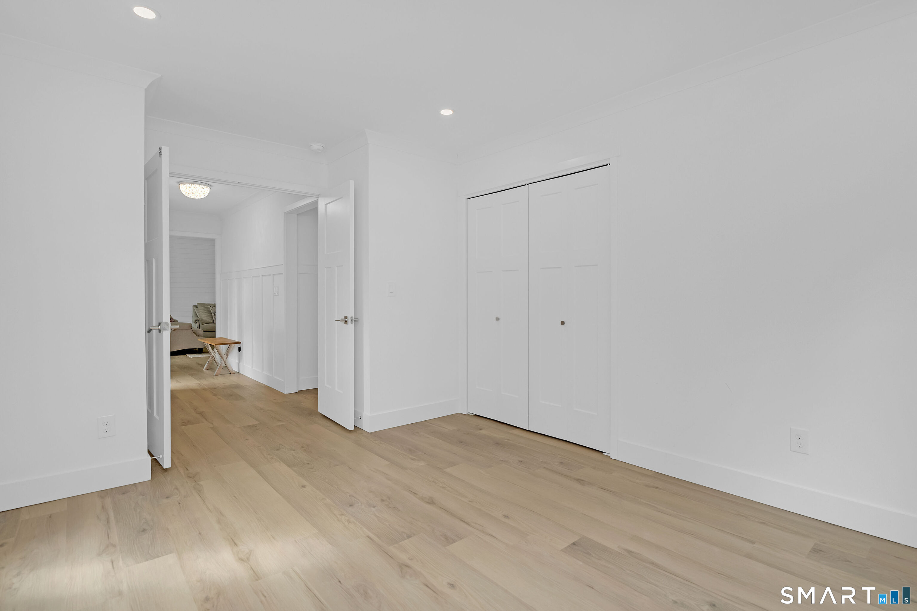886 Heritage Village Unit #B photo 29