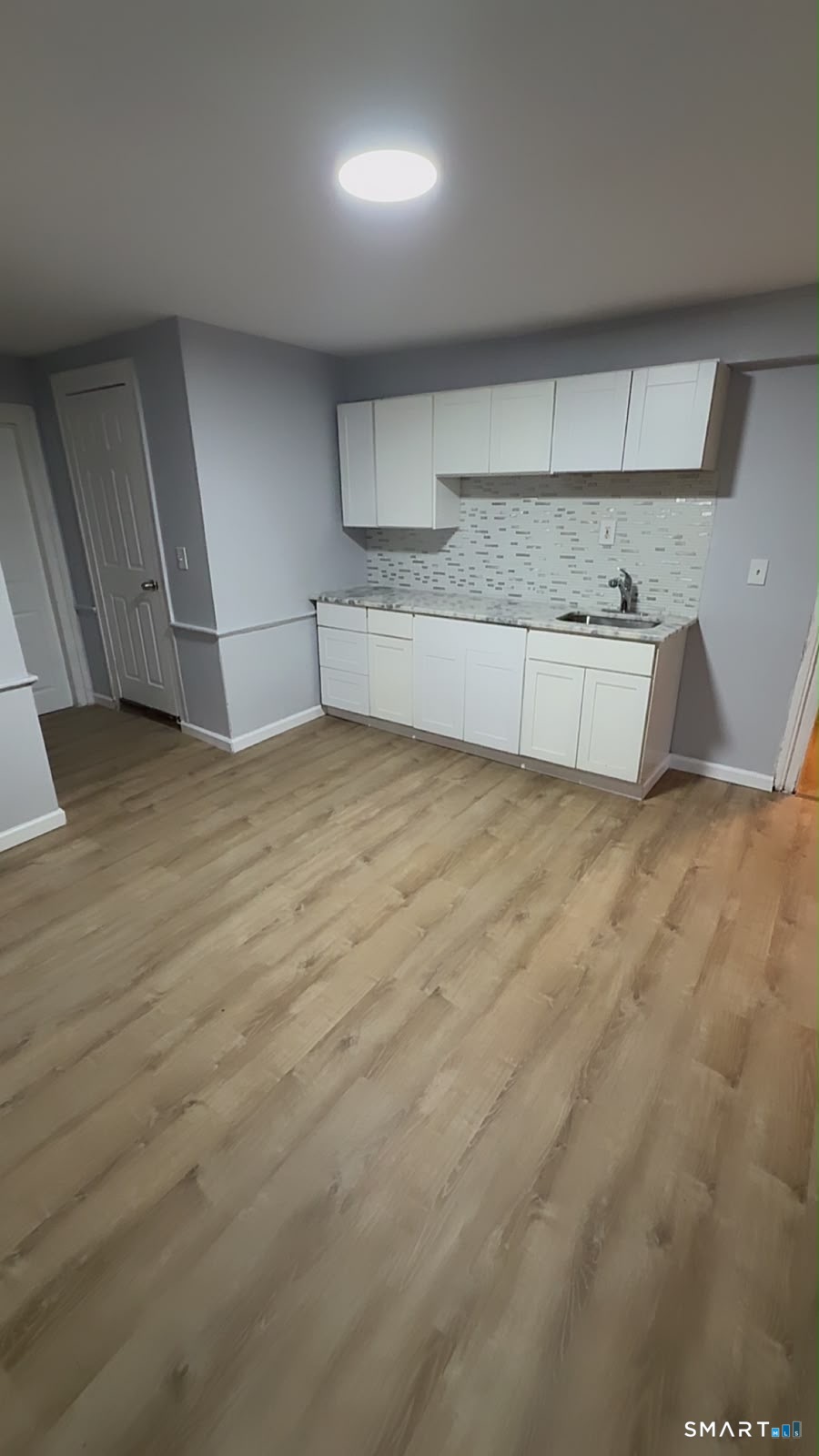 82 Wolcott Street photo 2