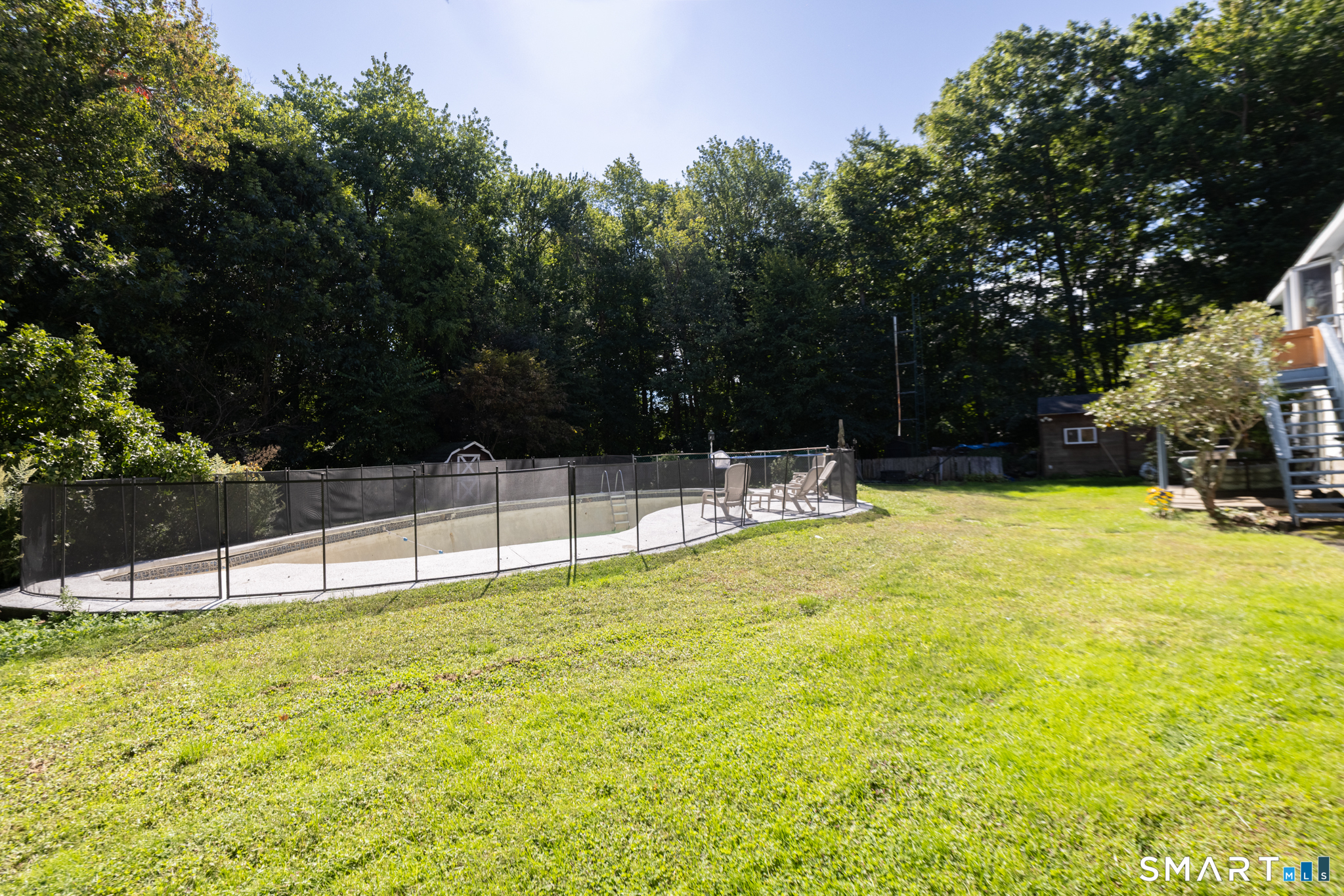 77 Pleasant Drive photo 31
