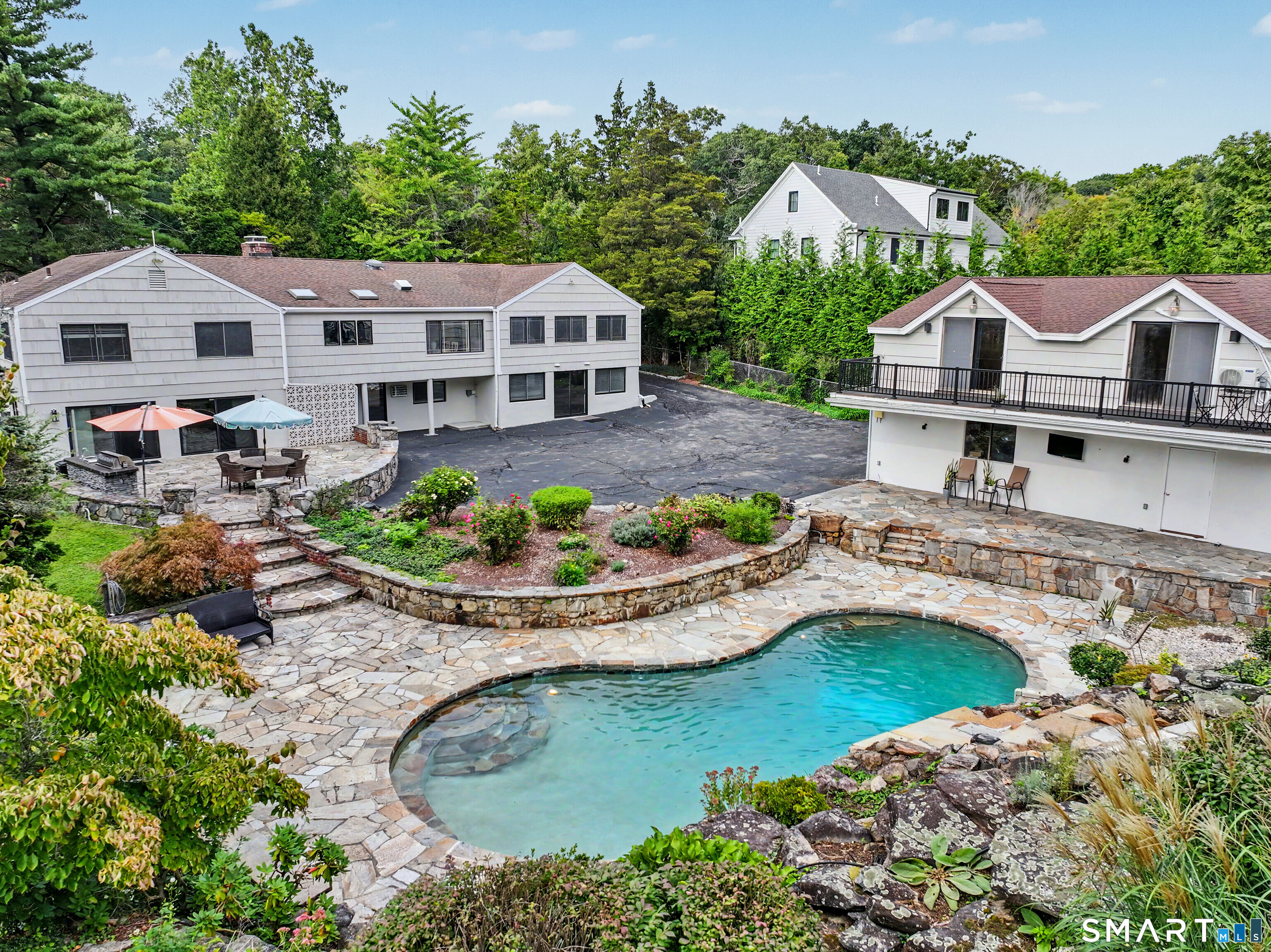 121 Parry Road