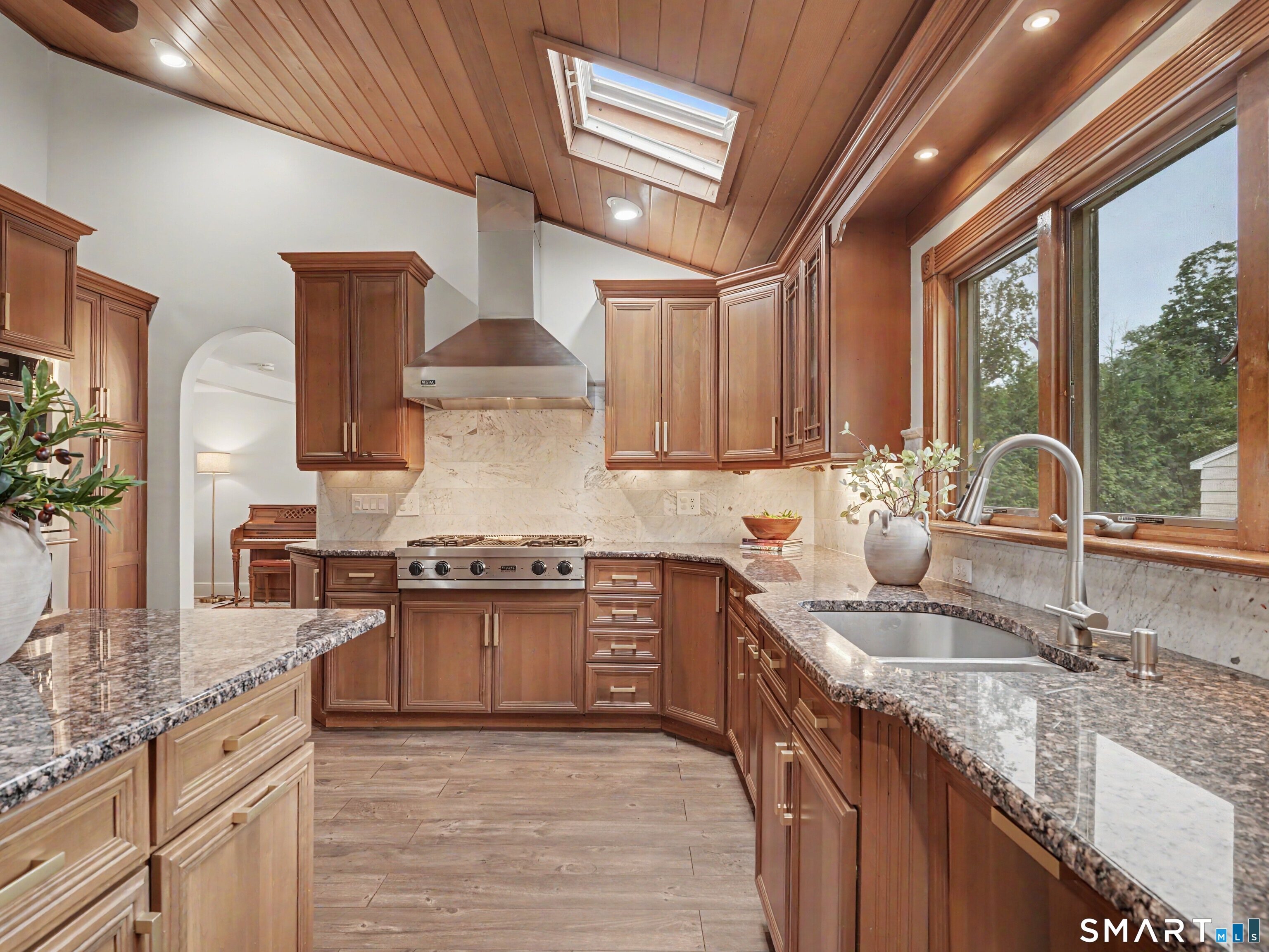 121 Parry Road photo 13