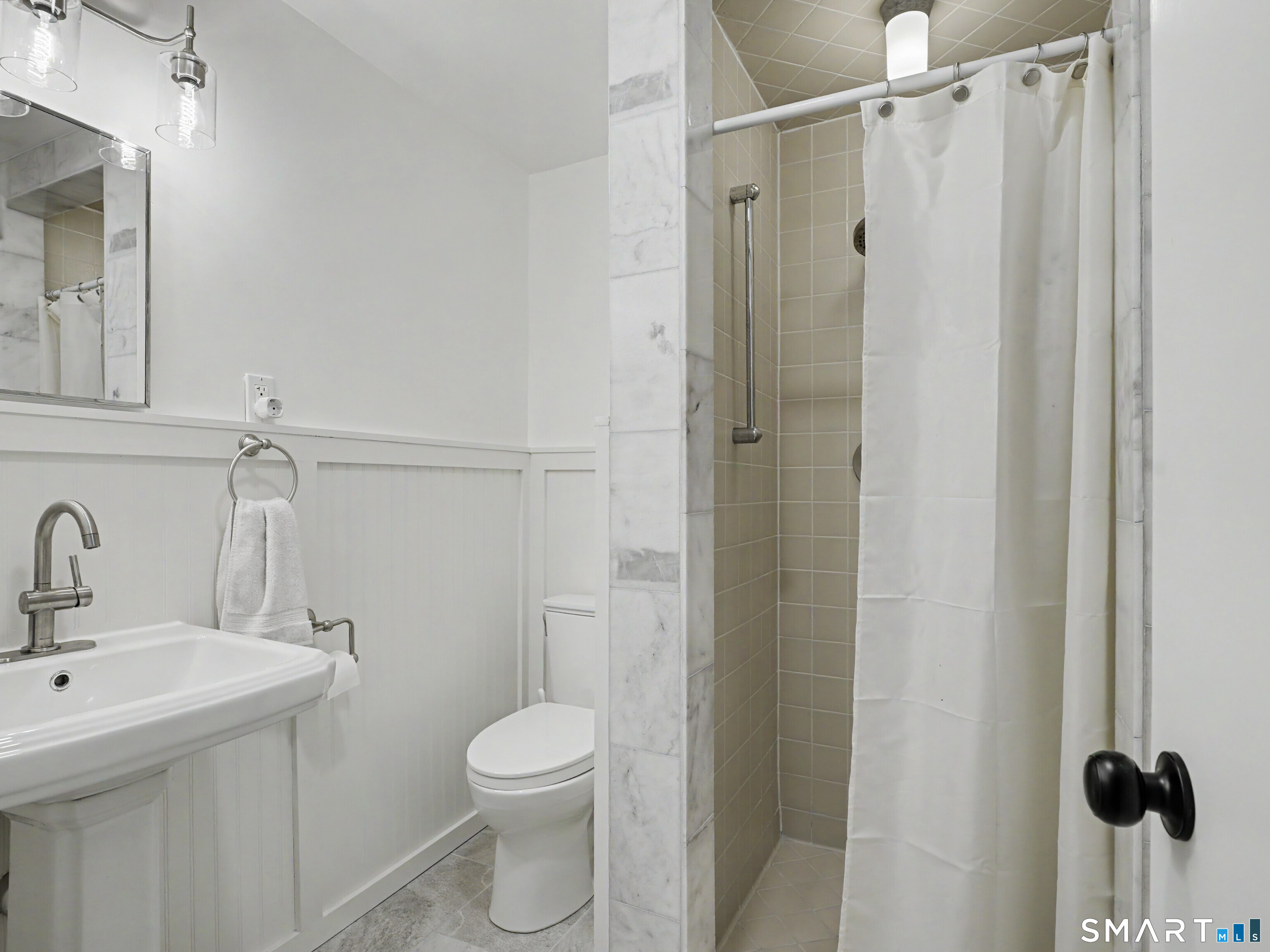 121 Parry Road photo 23