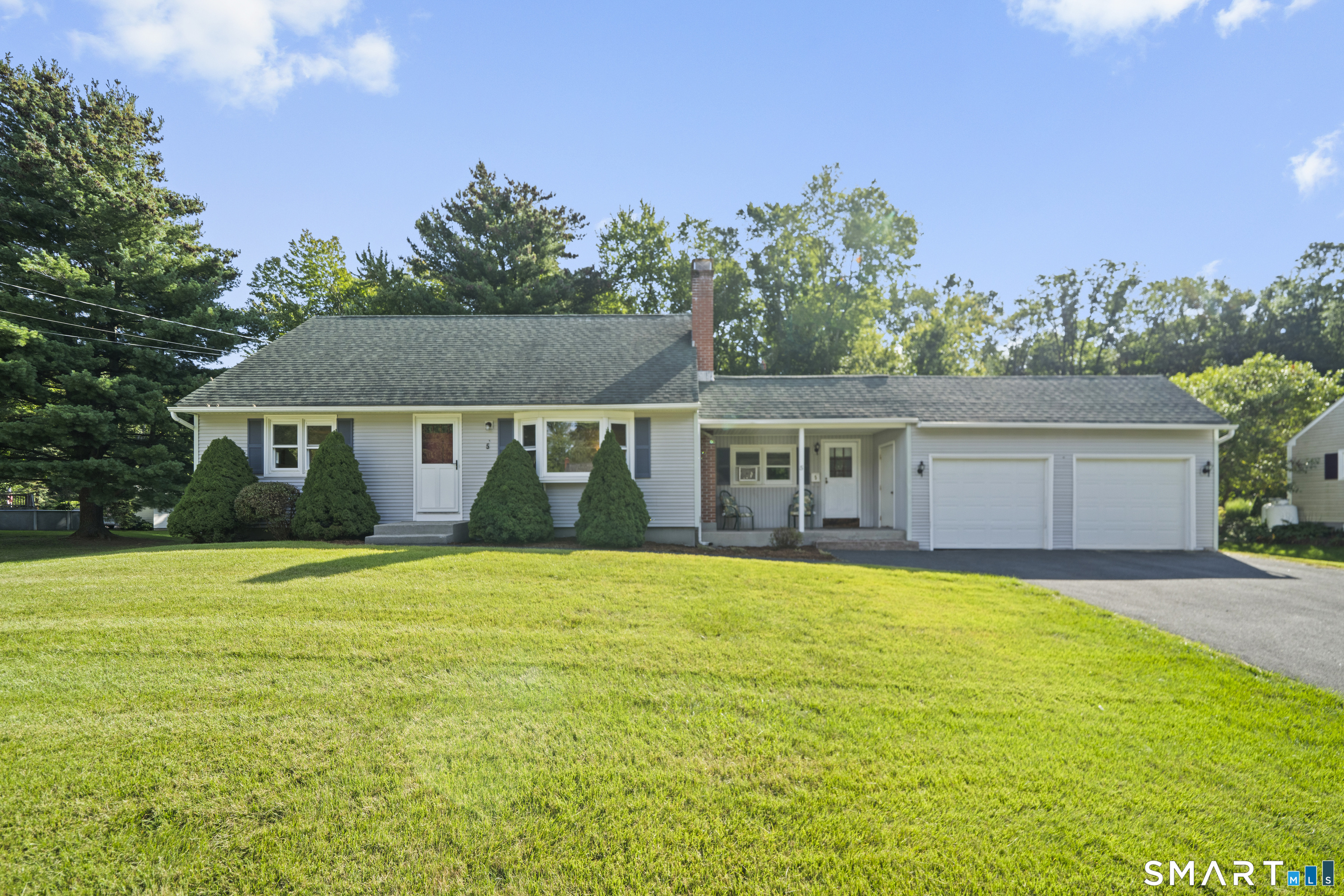 Photo 1 of Single family home for sale at 5 Belinda Ln, Enfield, CT 06082 | MLS# 24207563 | Listing updated on 2026-09-18