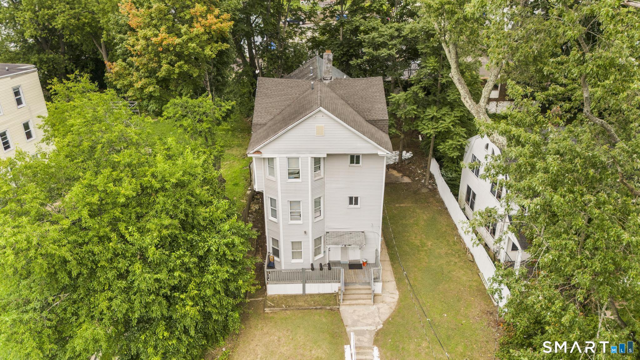99 Lounsbury Avenue photo 27