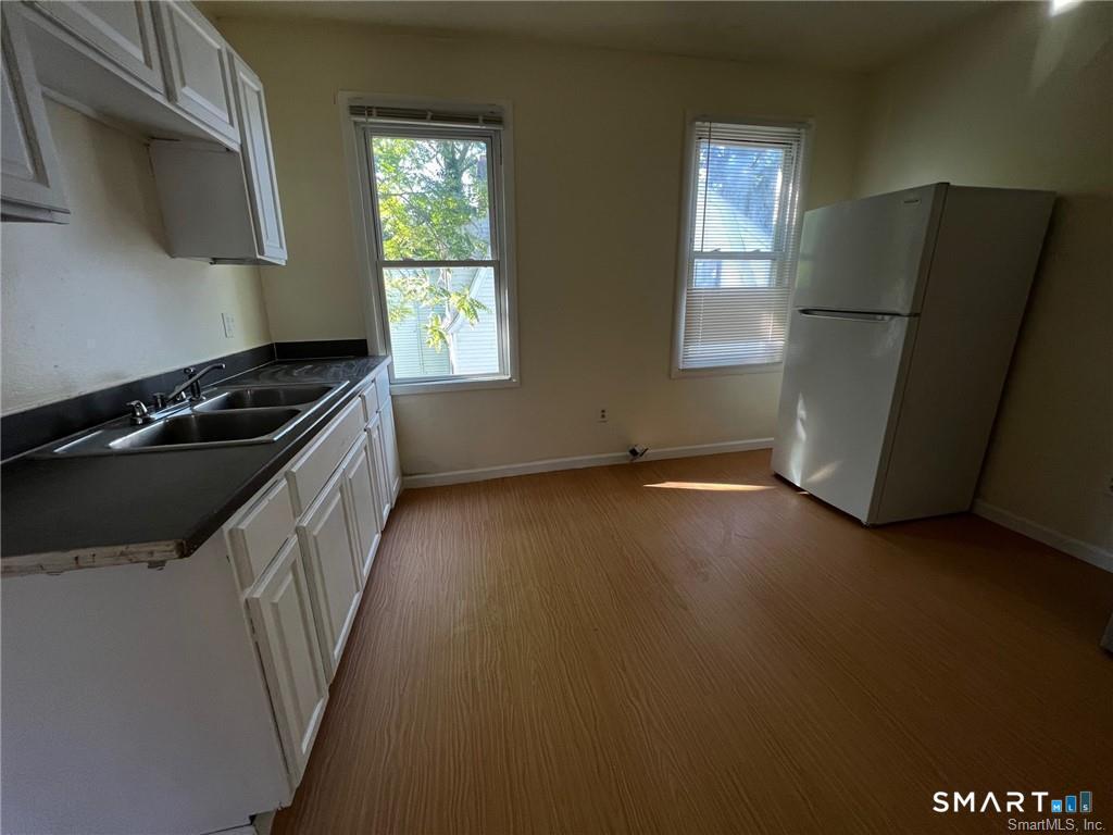 99 Lounsbury Avenue photo 15