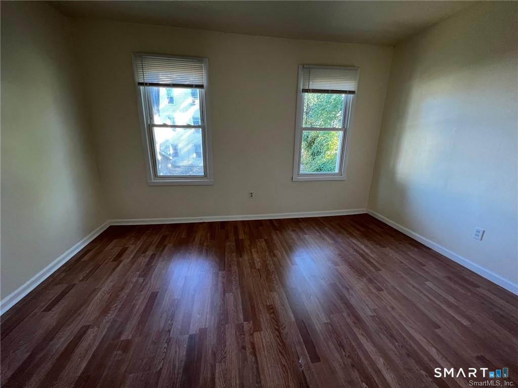 99 Lounsbury Avenue photo 19