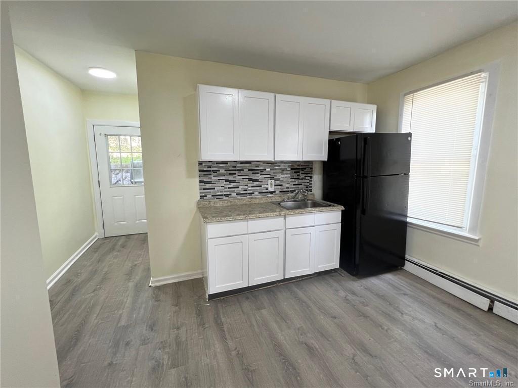 99 Lounsbury Avenue photo 23