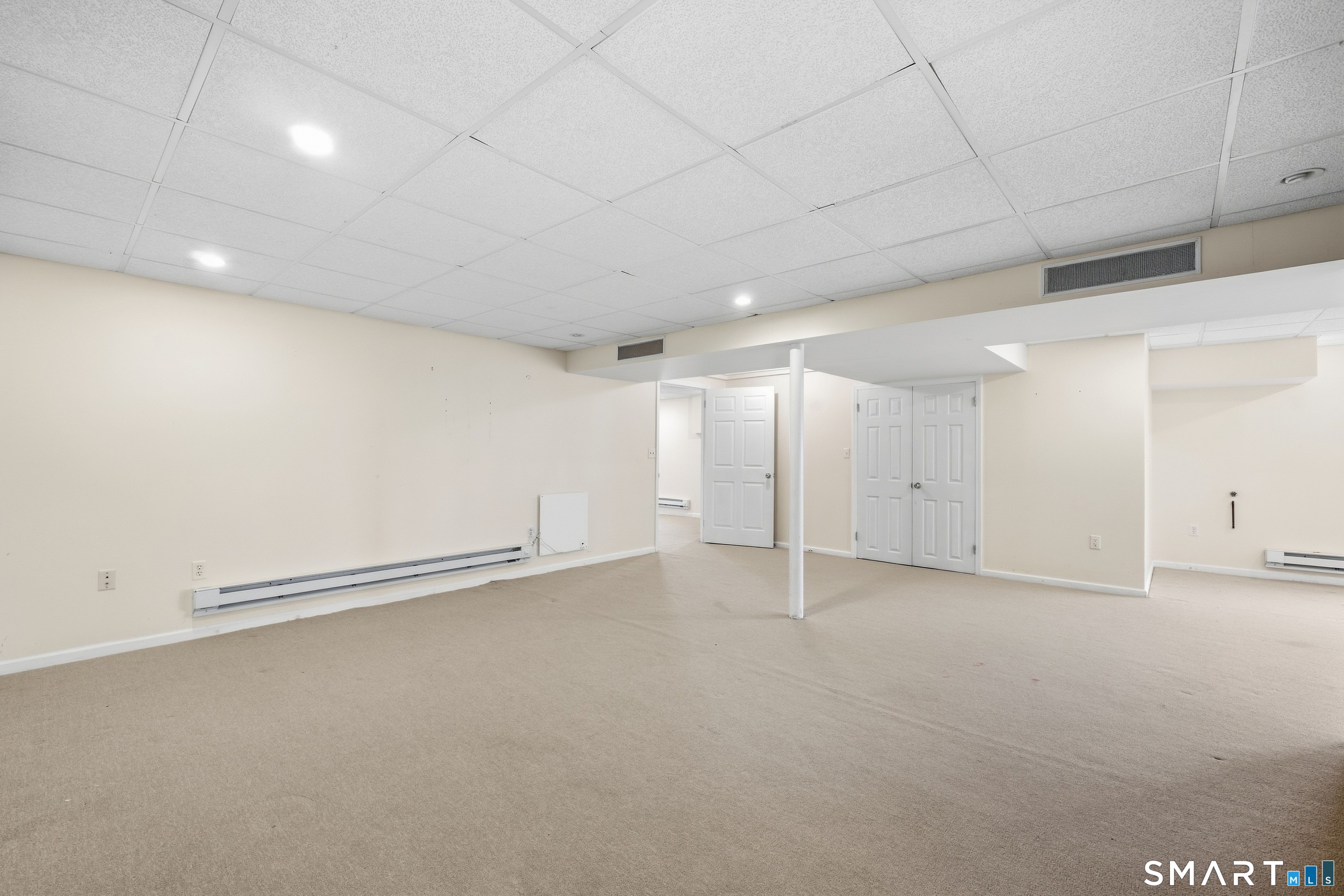 6 Ashley Court photo 32