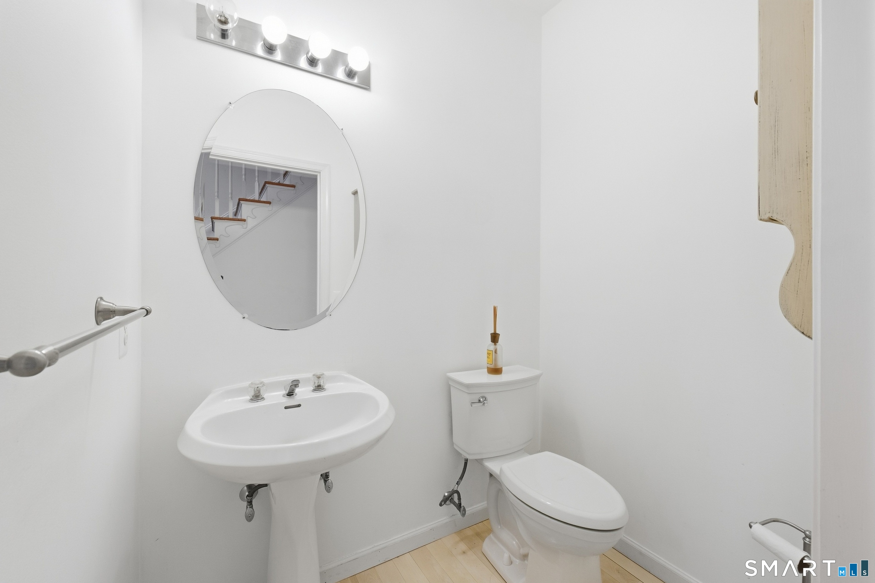 6 Ashley Court photo 31