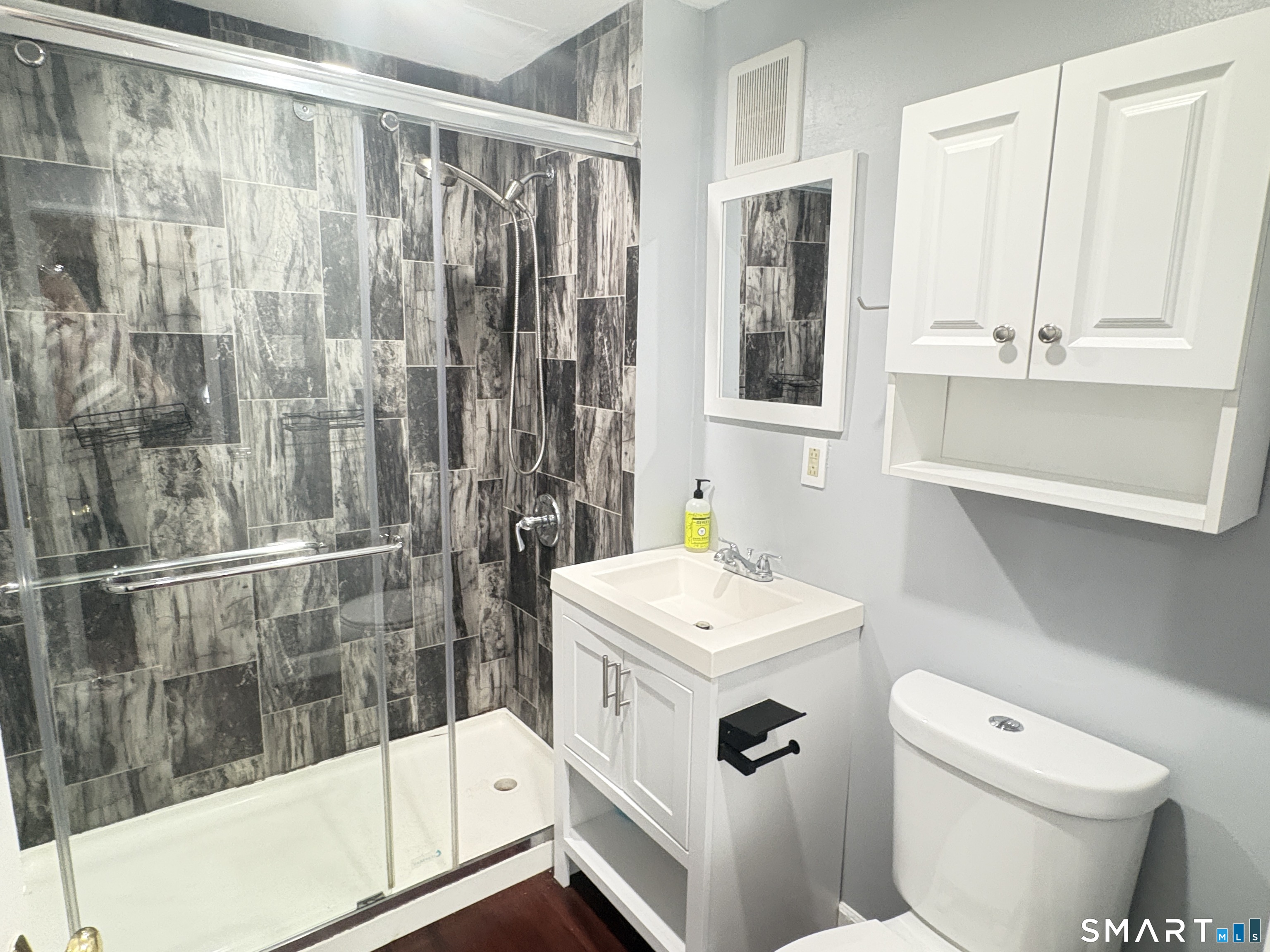 106 Oakwood Avenue Unit #T2 photo 14