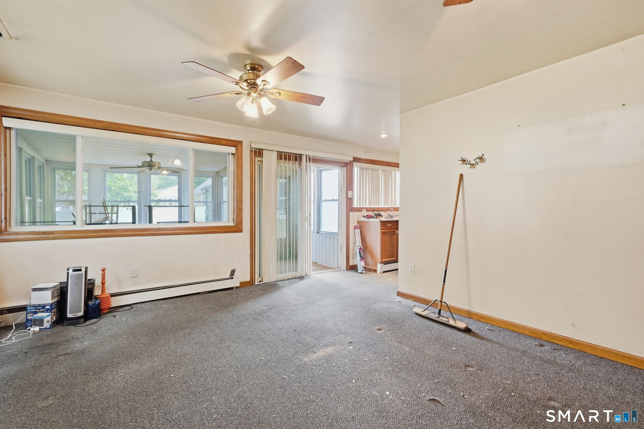 33 Cora Street photo 24
