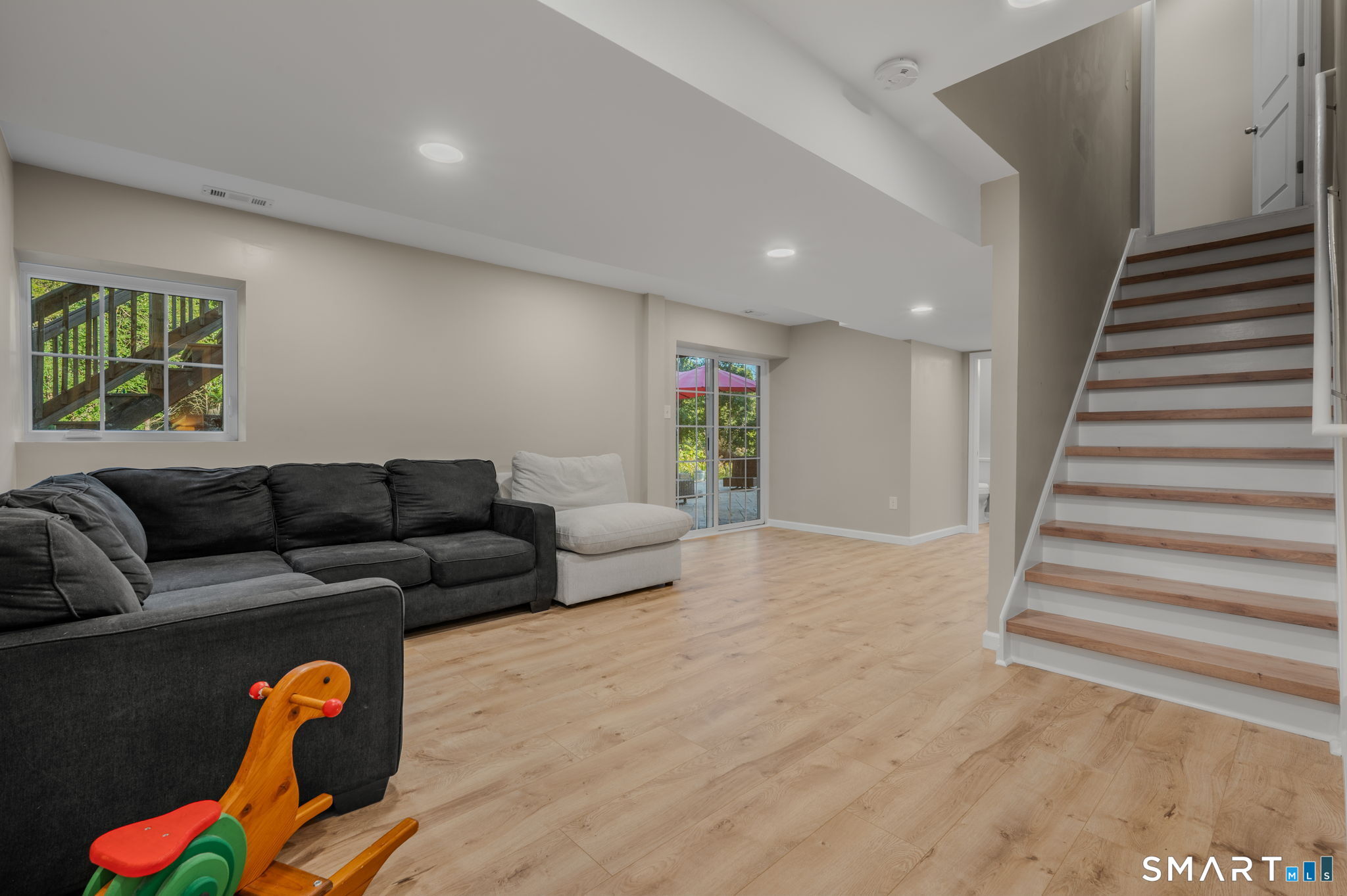 75 Plain Hill Road photo 29