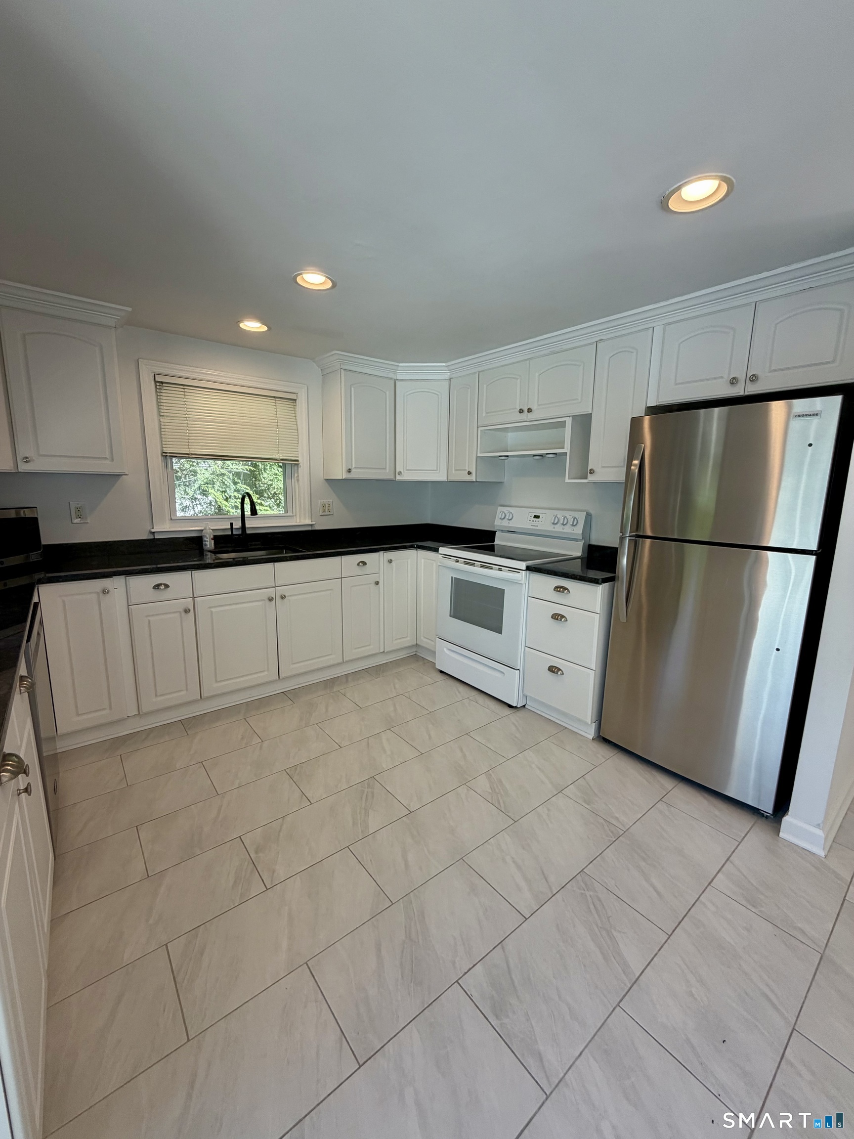 28 Treadwell Avenue photo 9