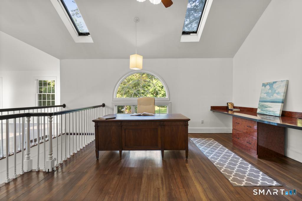 152 West River Street photo 25