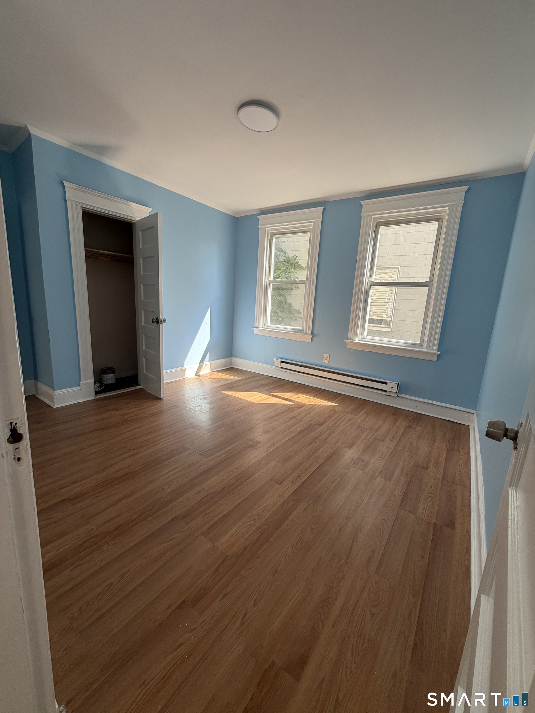 61 Lounsbury Street photo 2