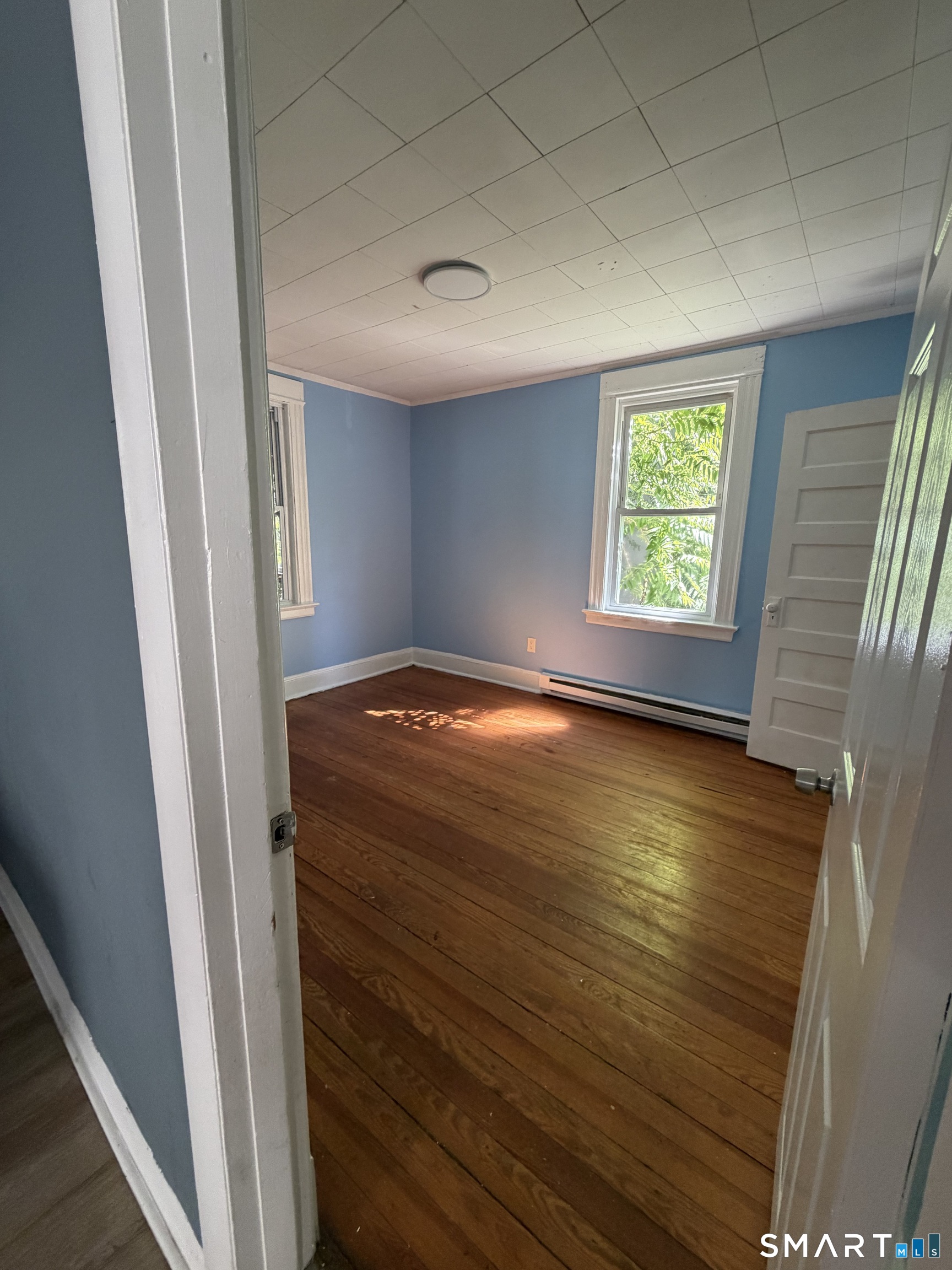 61 Lounsbury Street photo 6