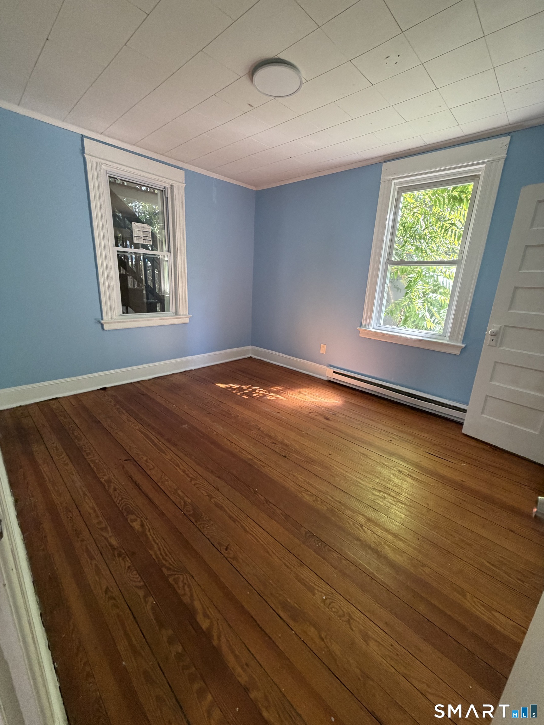 61 Lounsbury Street photo 7
