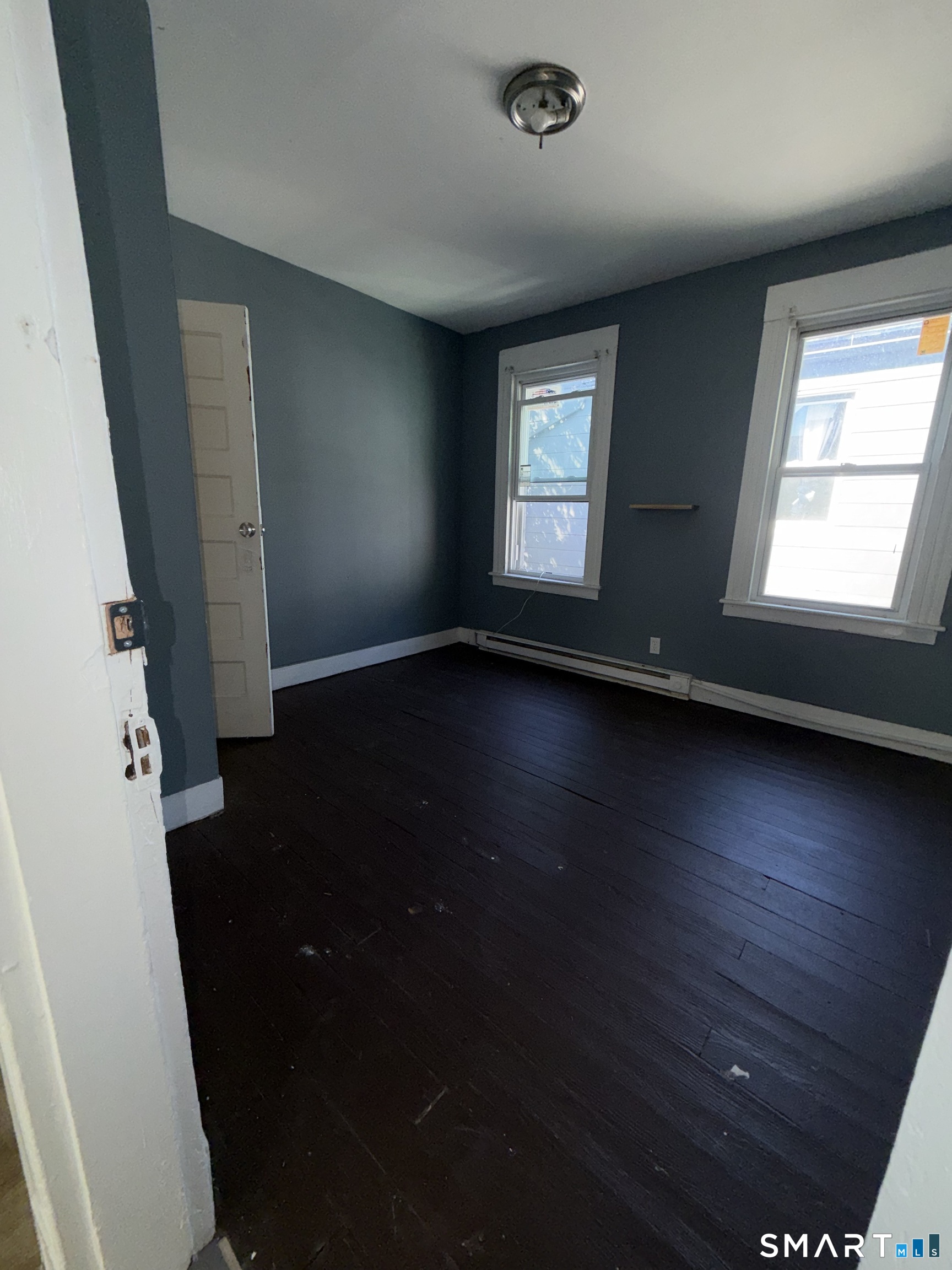 69 Lounsbury Street photo 2