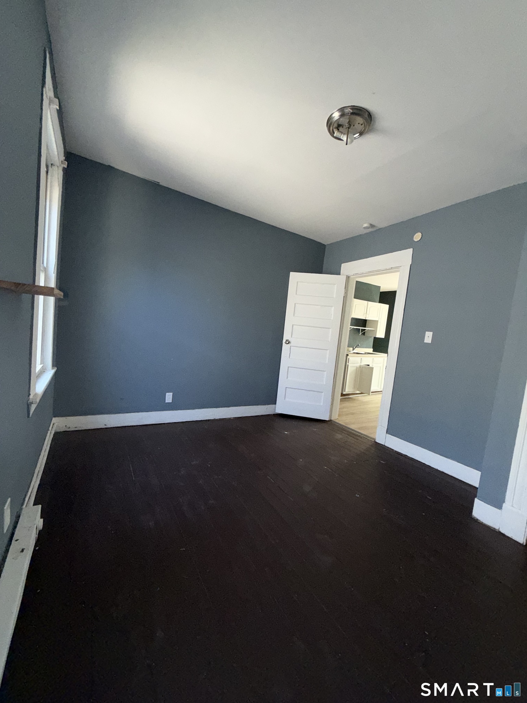 69 Lounsbury Street photo 3