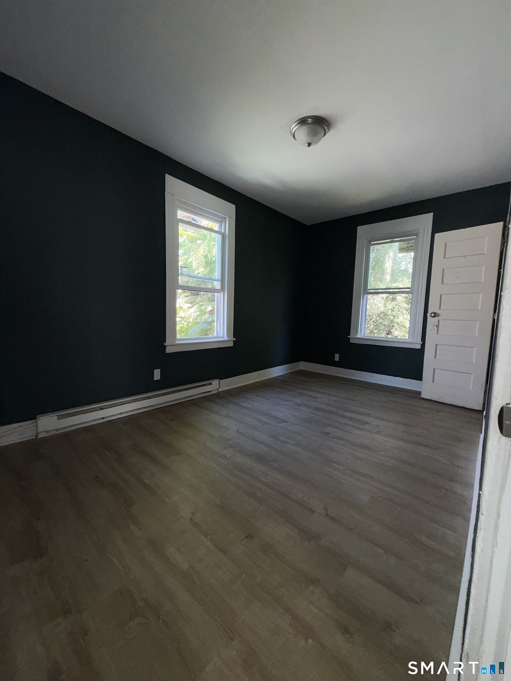 69 Lounsbury Street photo 4