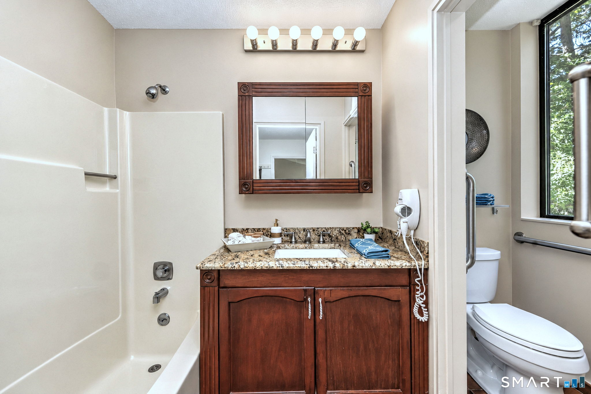 28 Nettleton Drive photo 23