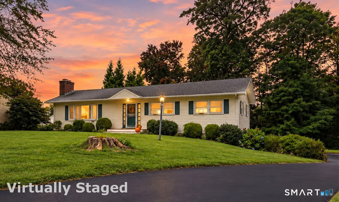 19 Starlight Drive, Norwalk, Connecticut photo 3